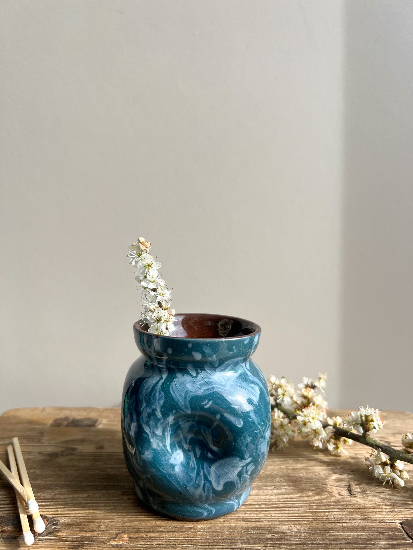 Watcombe Torquay Marbled Pinched Slipware Vase