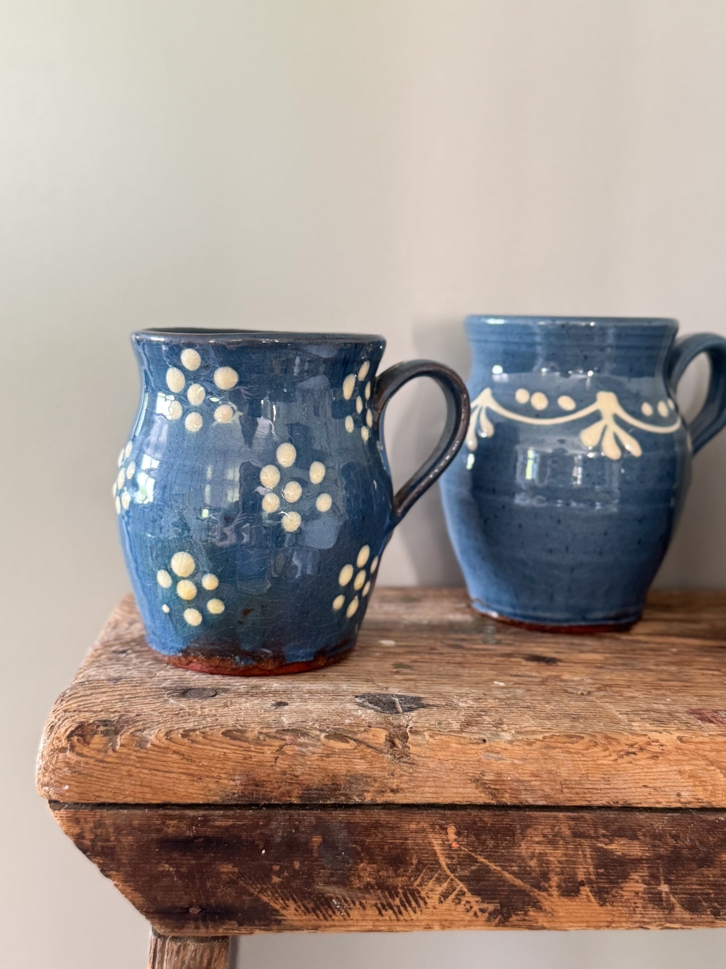 Set of 4 Vintage Studio Pottery Slipware Mugs — Blue & Cream Terracotta