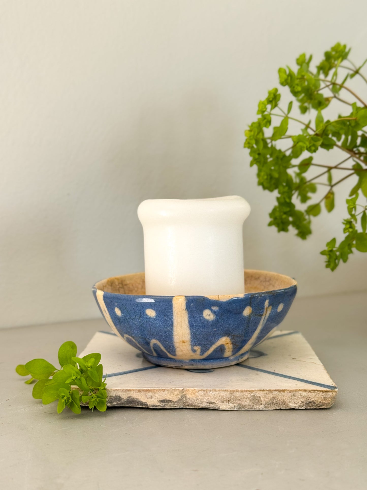 Antique Blue & Cream English Slipware Bowl