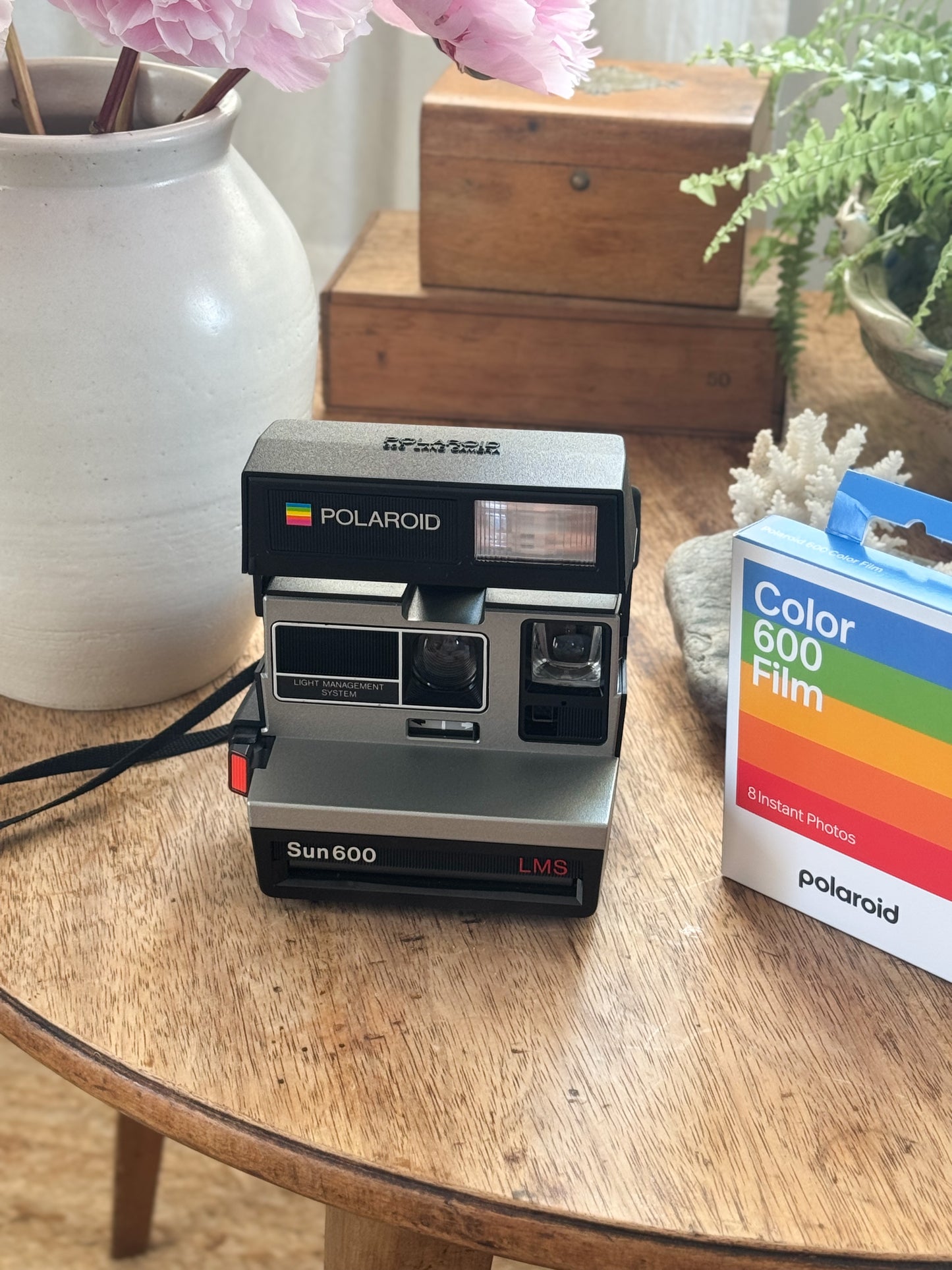 Vintage 1980s Polaroid Sun 600 LMS Instant Film Camera • Fully Working & Film Tested