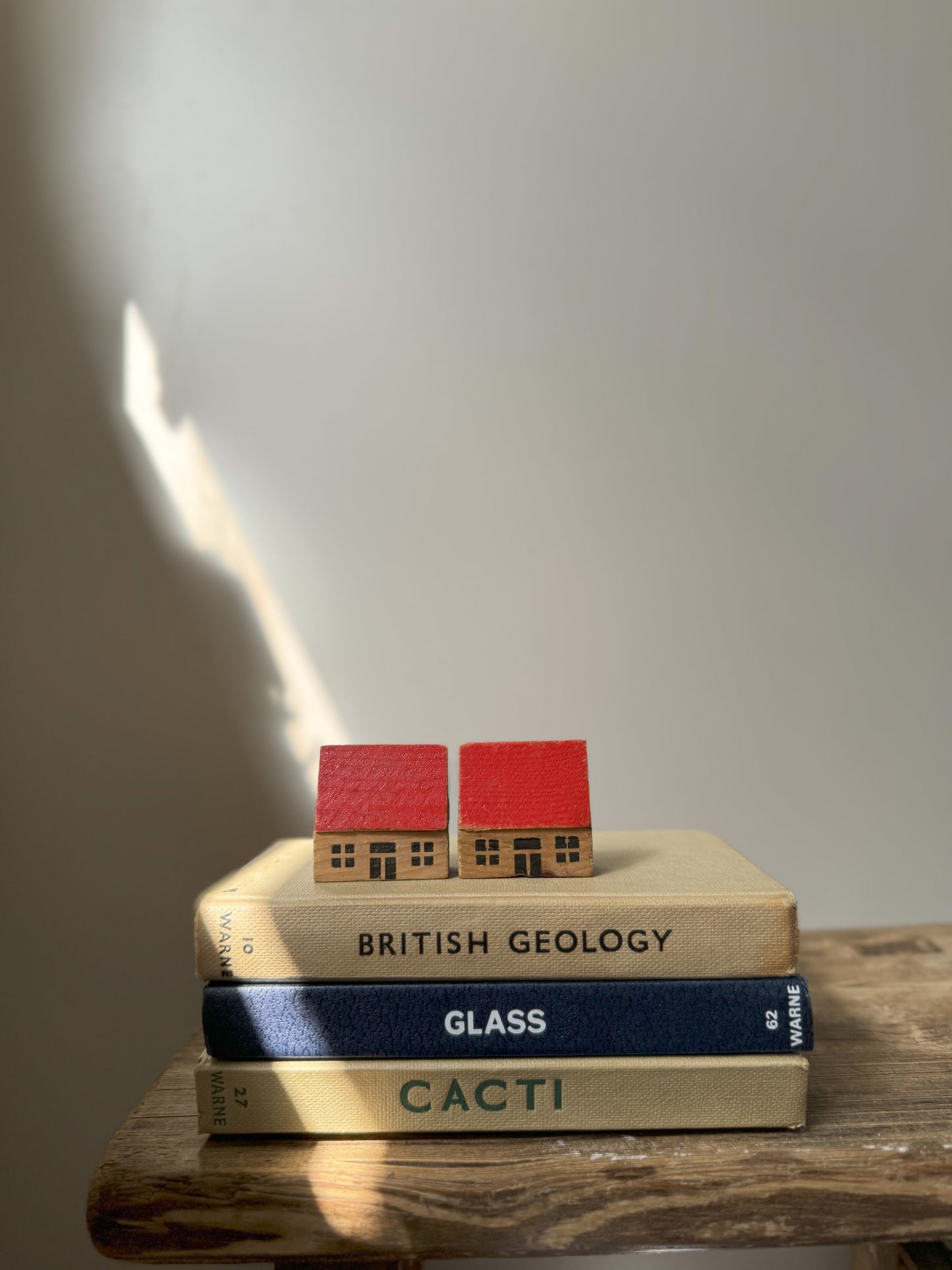 Pair of Vintage Wooden Cottages - Red (Erzegebirge Germany)