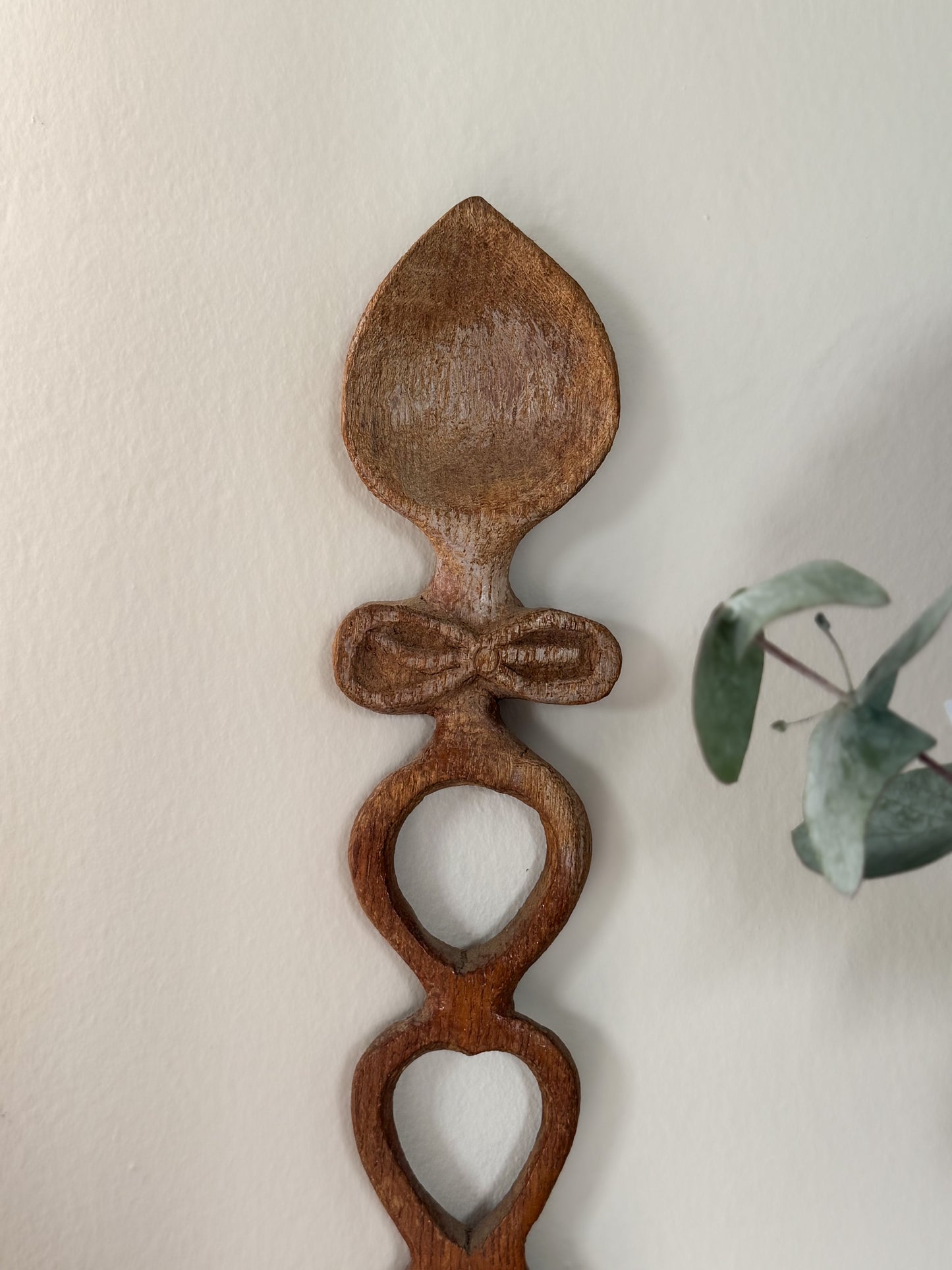 Vintage Hand-Carved Welsh Love Spoon with Bow & Horseshoe Motif
