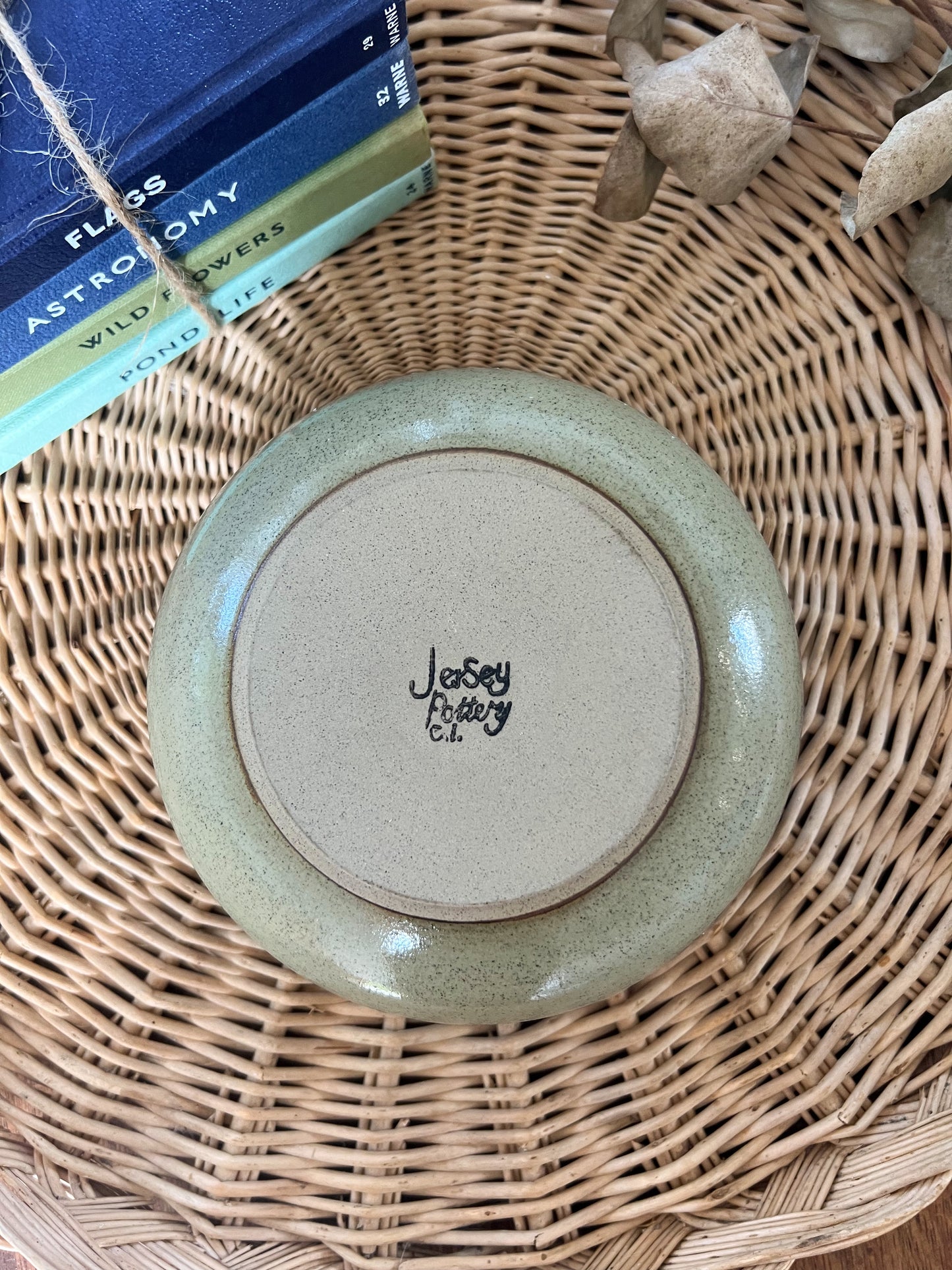 Jersey Pottery Green Scalloped Ceramic Candle-Holder