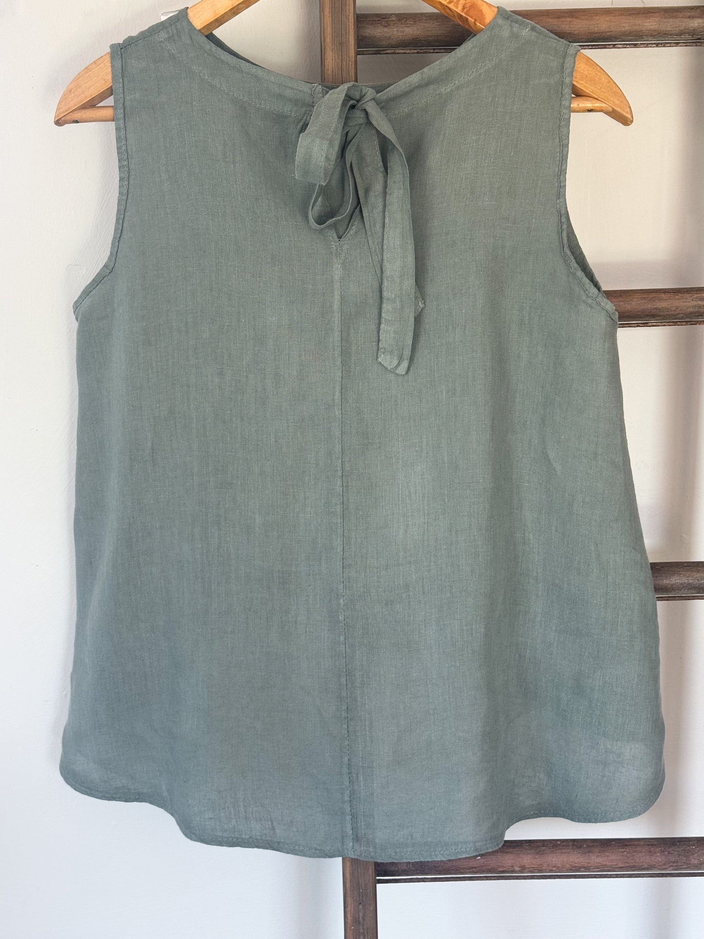 Vintage Olive Linen Tie-Back Top , Made in Italy, 100% Linen, Size M-L