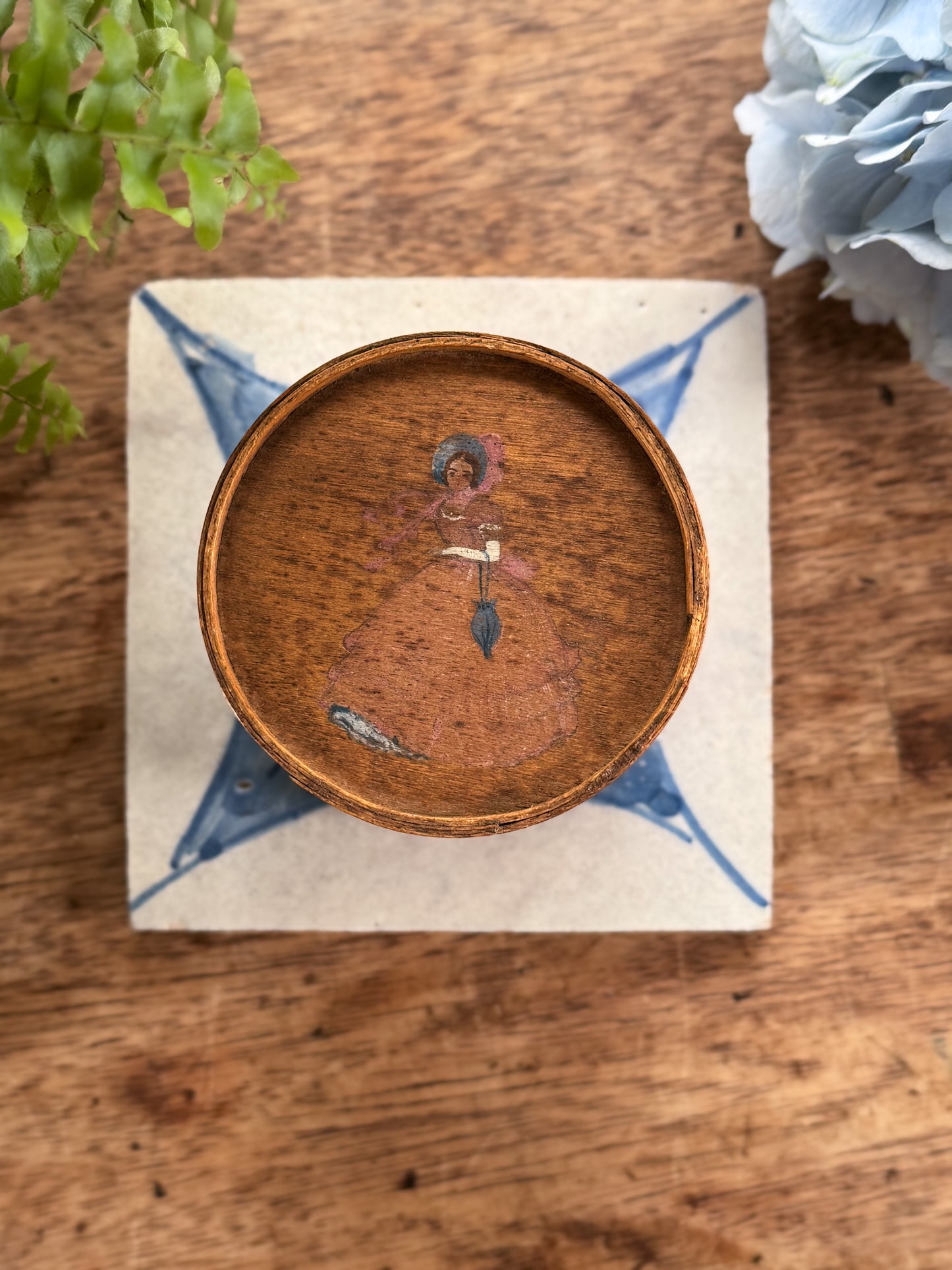 Antique Victorian Hand-Painted Folk Art Bentwood Box