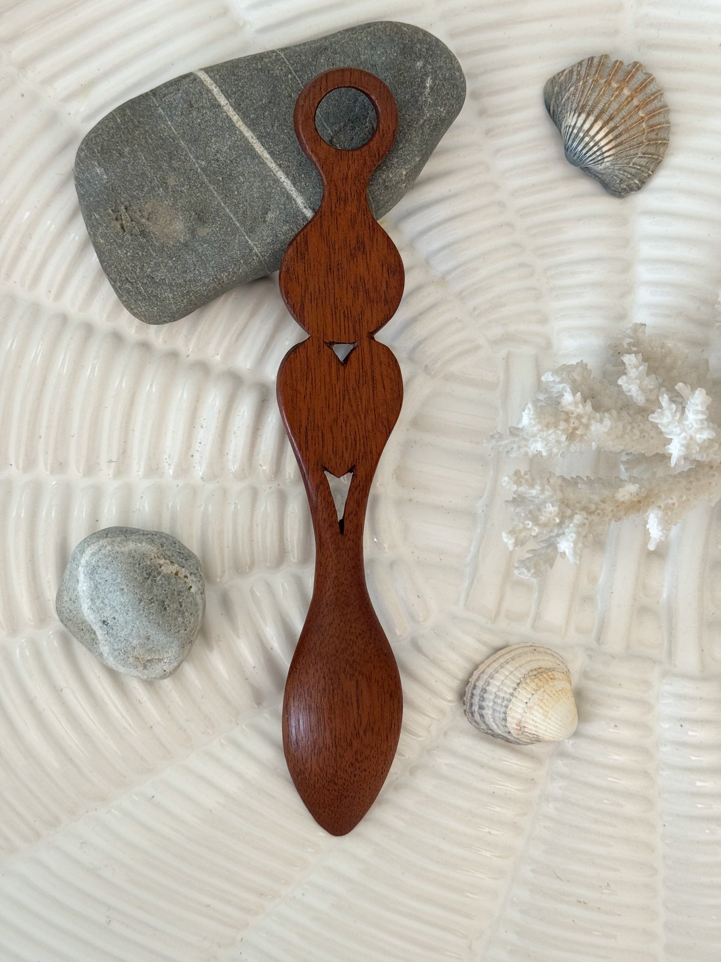 Vintage Hand-Carved Welsh Folk Art Love Spoon with 1988 Lucky Penny