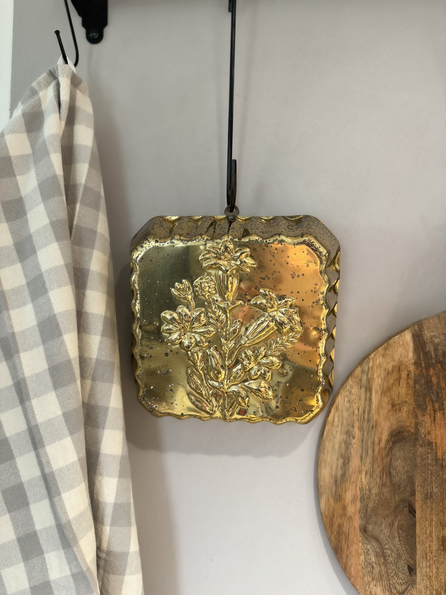 Aged Brass Floral Jelly Mould