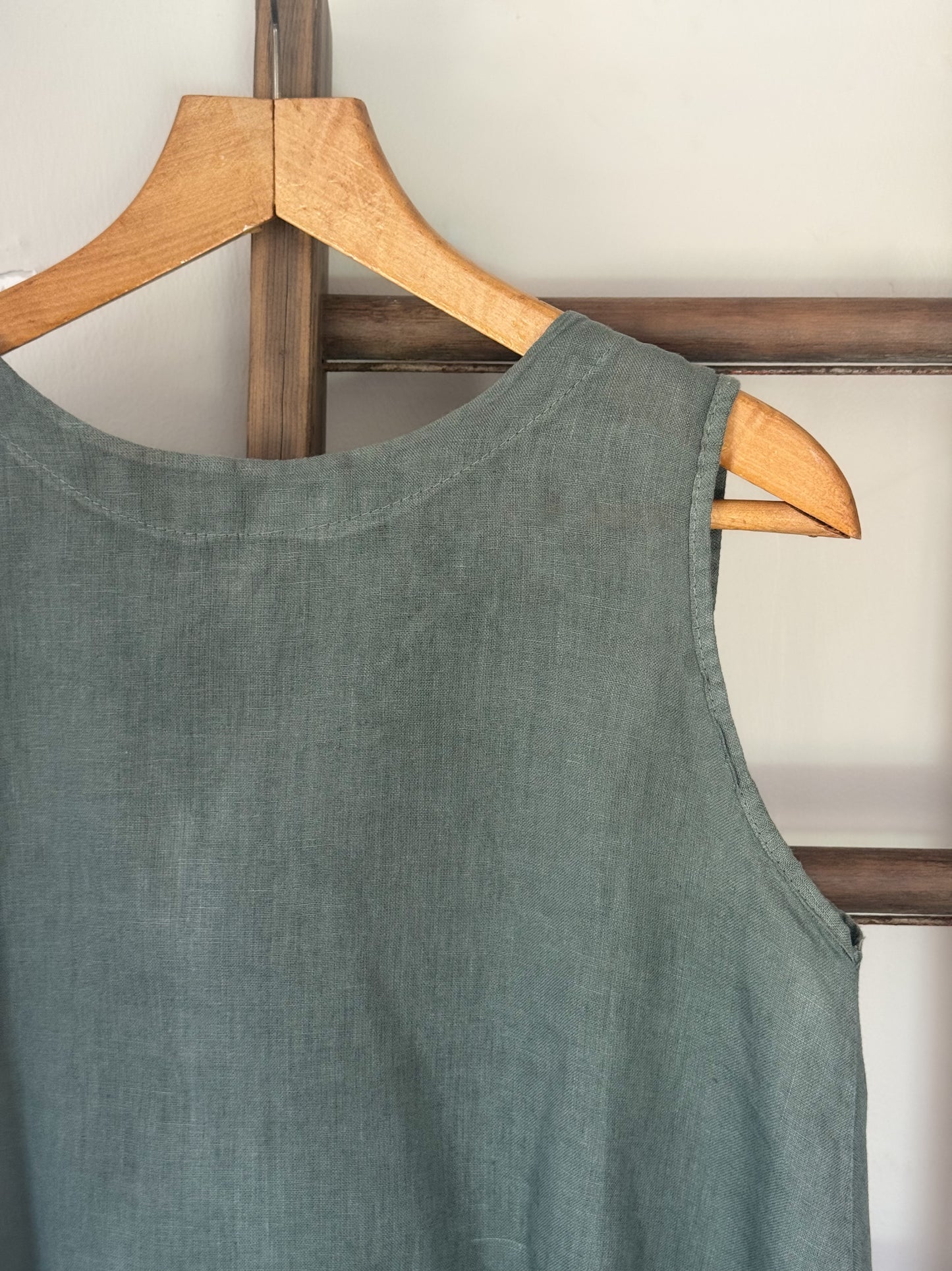 Vintage Olive Linen Tie-Back Top , Made in Italy, 100% Linen, Size M-L