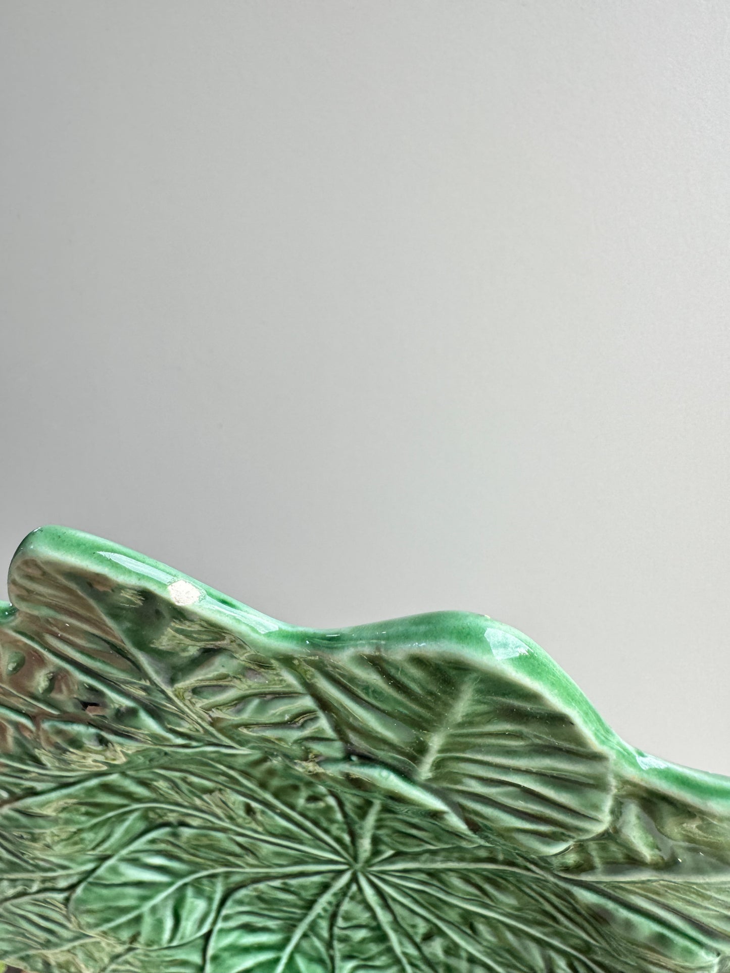 Vintage Portuguese Bordallo Pinheiro Majolica Leaf Plate