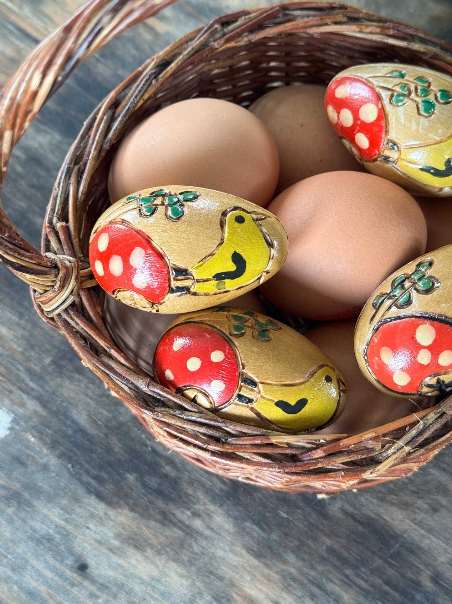 Vintage Hand-Carved Wooden ‘Baby Chick’ Easter Eggs • Set of 4
