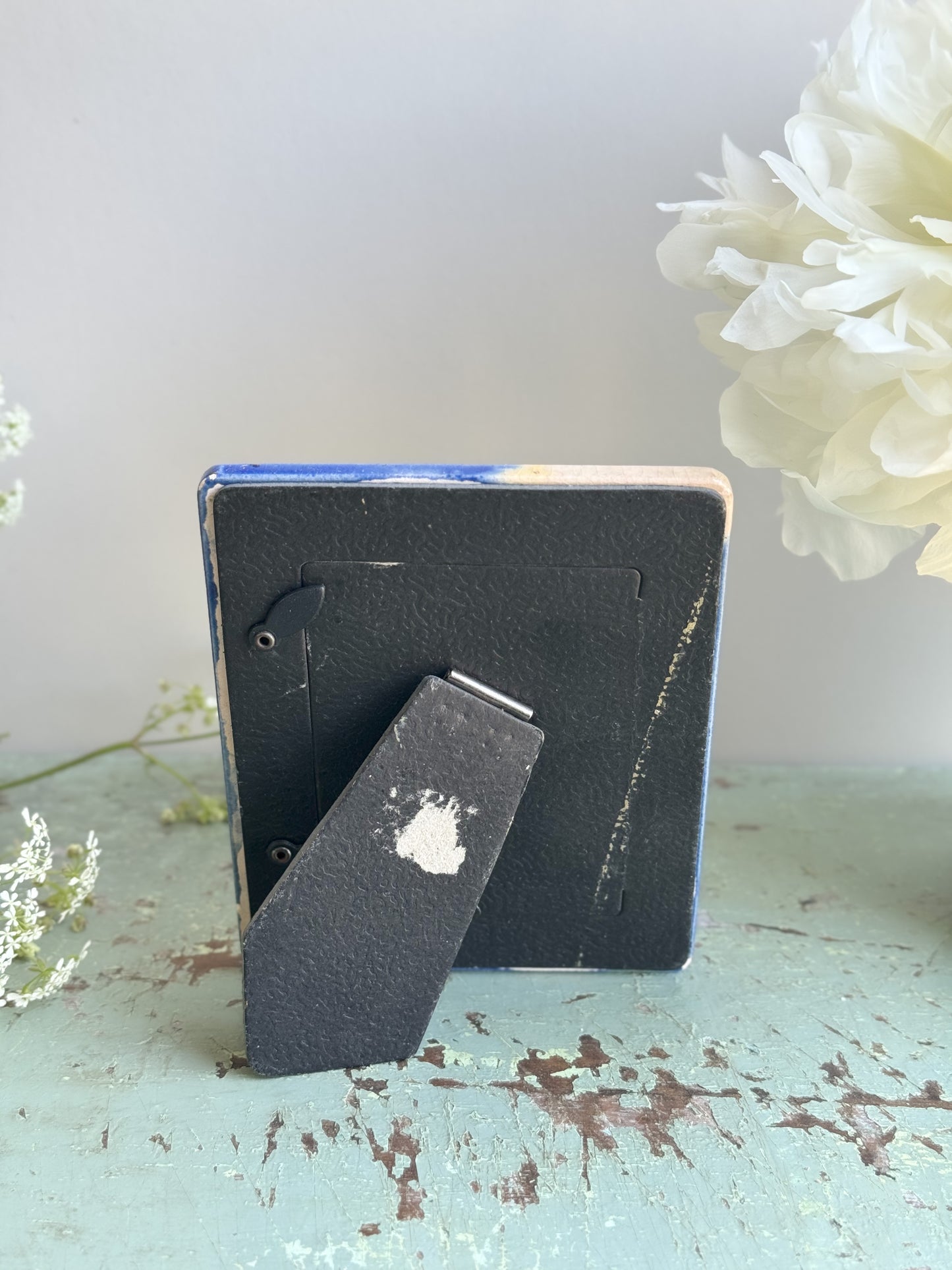 Studio Pottery Daffodil Photo Frame