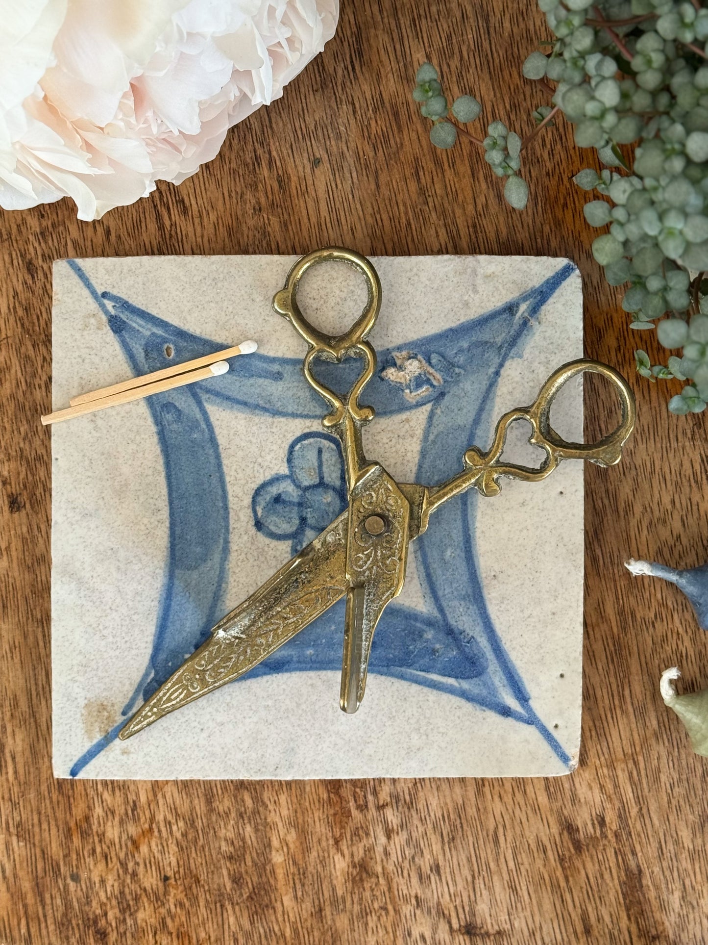 Victorian Brass Candle Wick Trimming Scissors | Intricate floral etching & heart shaped handles