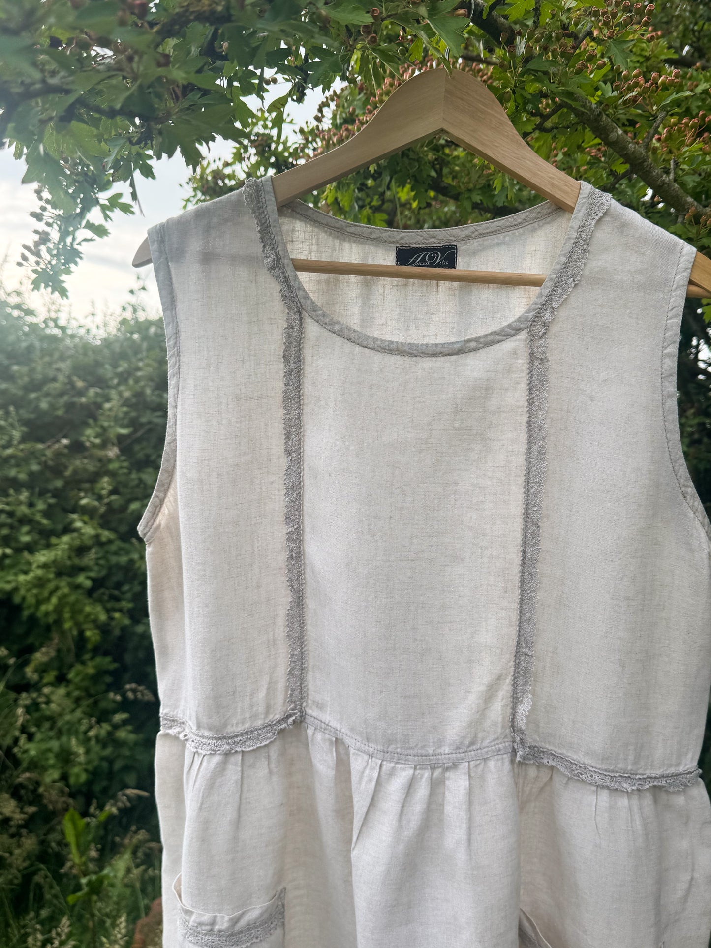 Vintage Gathered Linen Pocket Tunic – by Aurea Vita, Size M