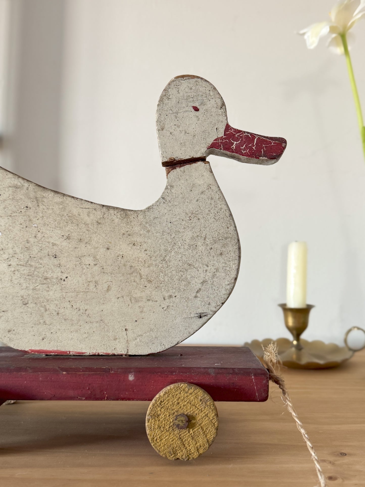 Vintage 1940s/50s Hand-Carved Wooden Folk Art Pull Along Duck