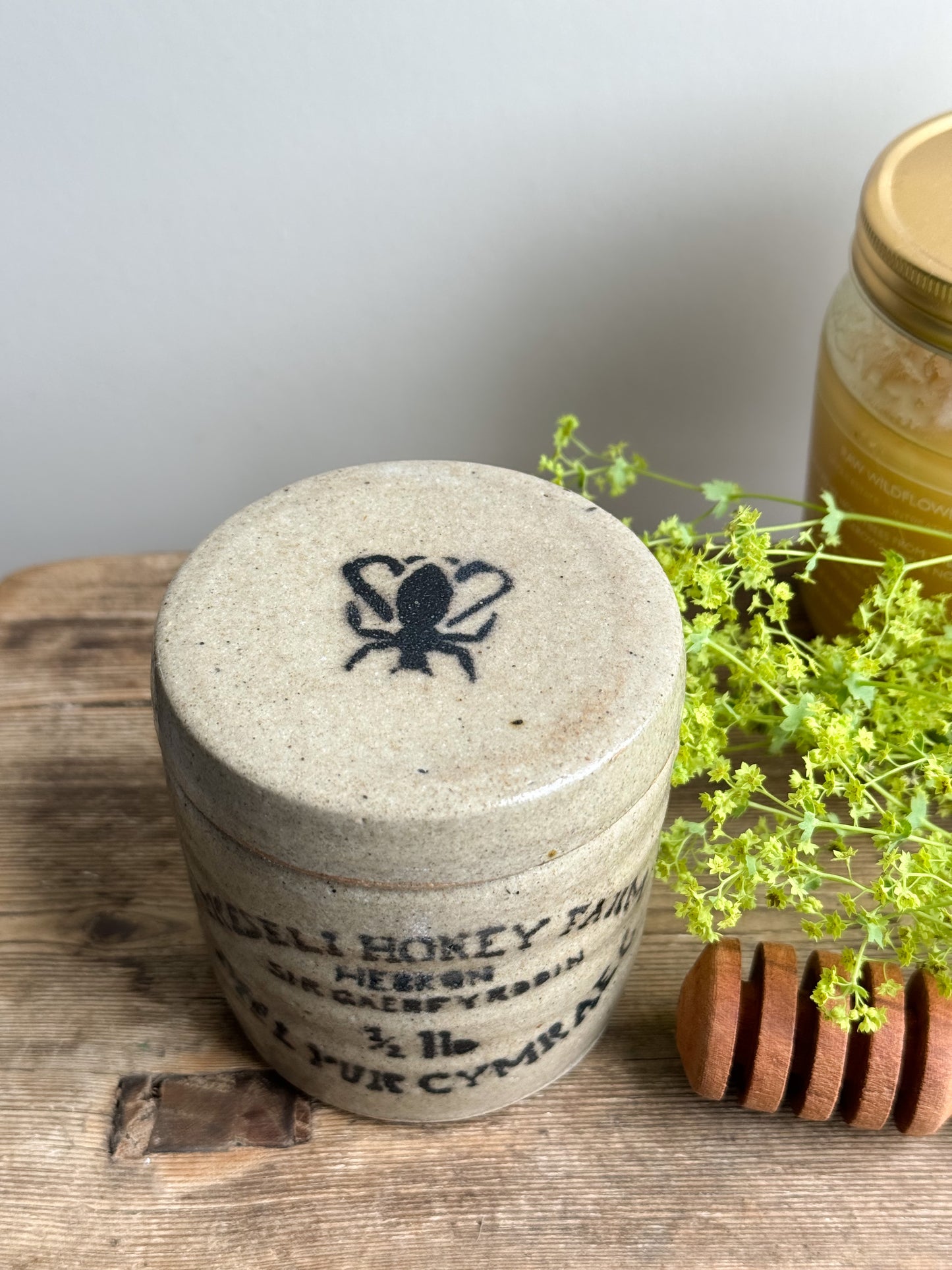 Studio Pottery Welsh Honey Pot • Preseli Honey Farm Hebron, Carmarthenshire
