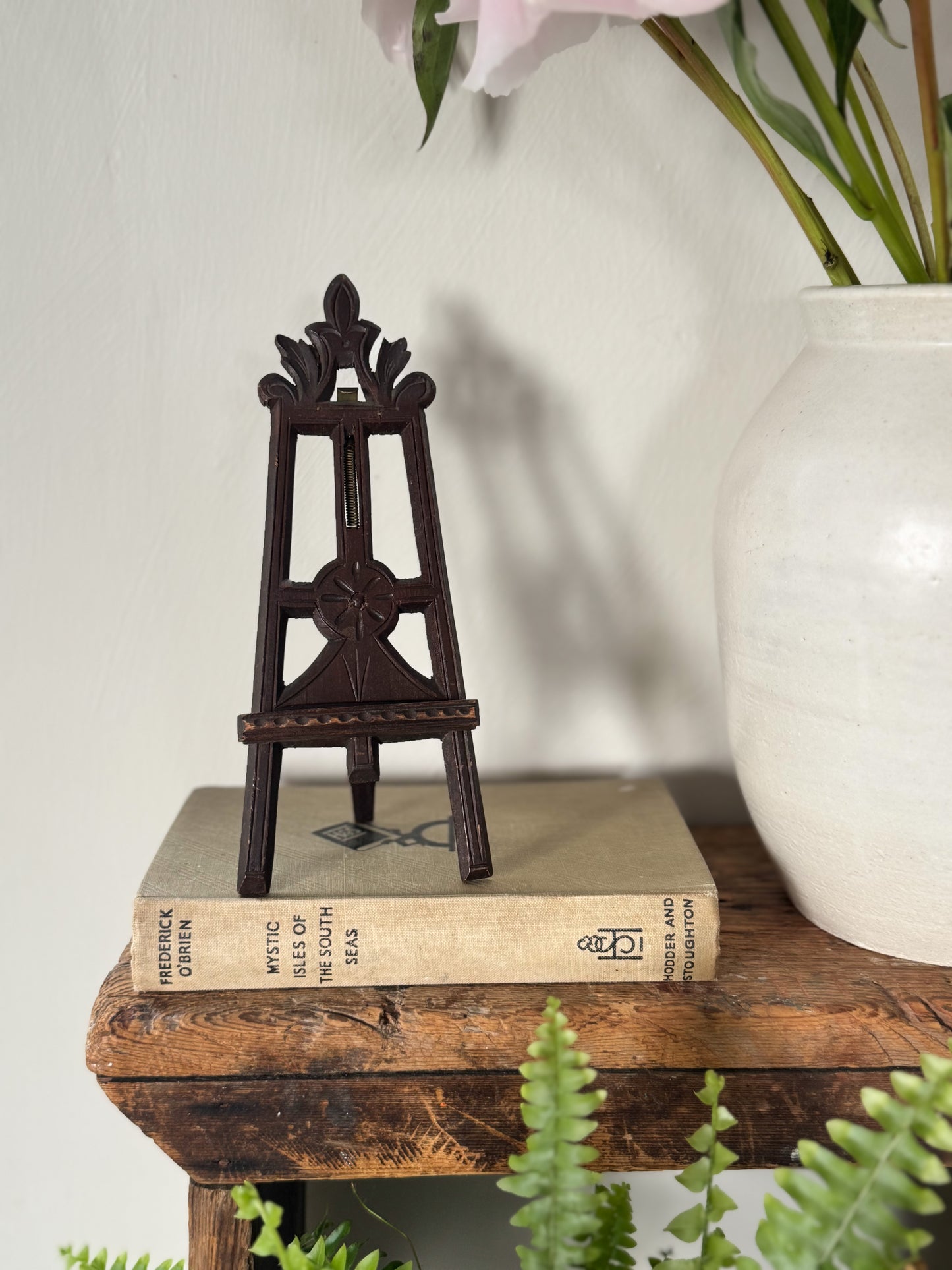 Antique Victorian/Edwardian Hand-Carved Tabletop Easel Photo Frame