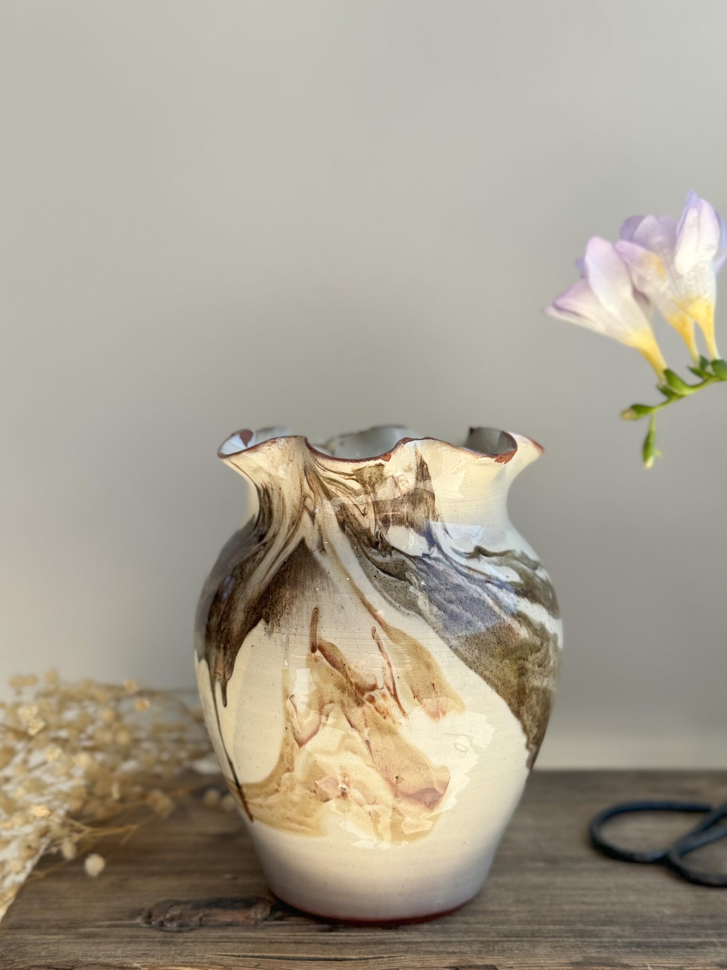 Scalloped Top Slipware Marbled Vase