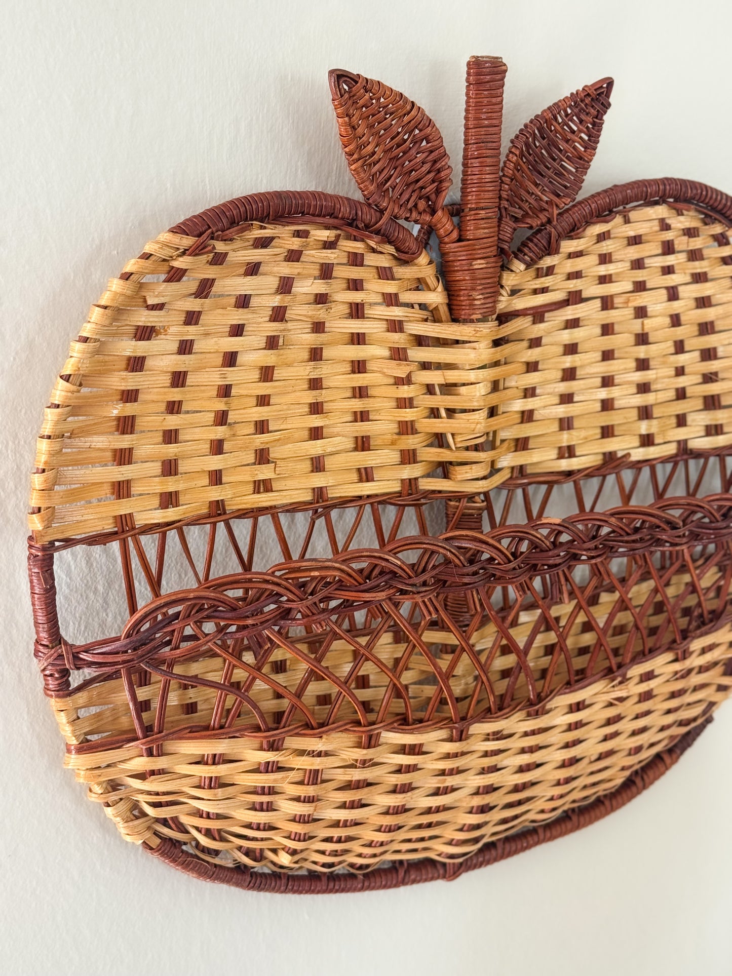 Vintage Midcentury Wicker Apple Wall Pocket / Letter Rack