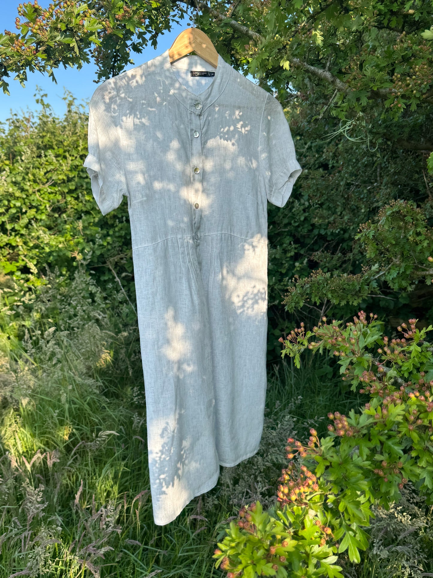 Vintage Italian Lungo L’Arno Linen Shirt Dress with Mother of Pearl Buttons – Size S