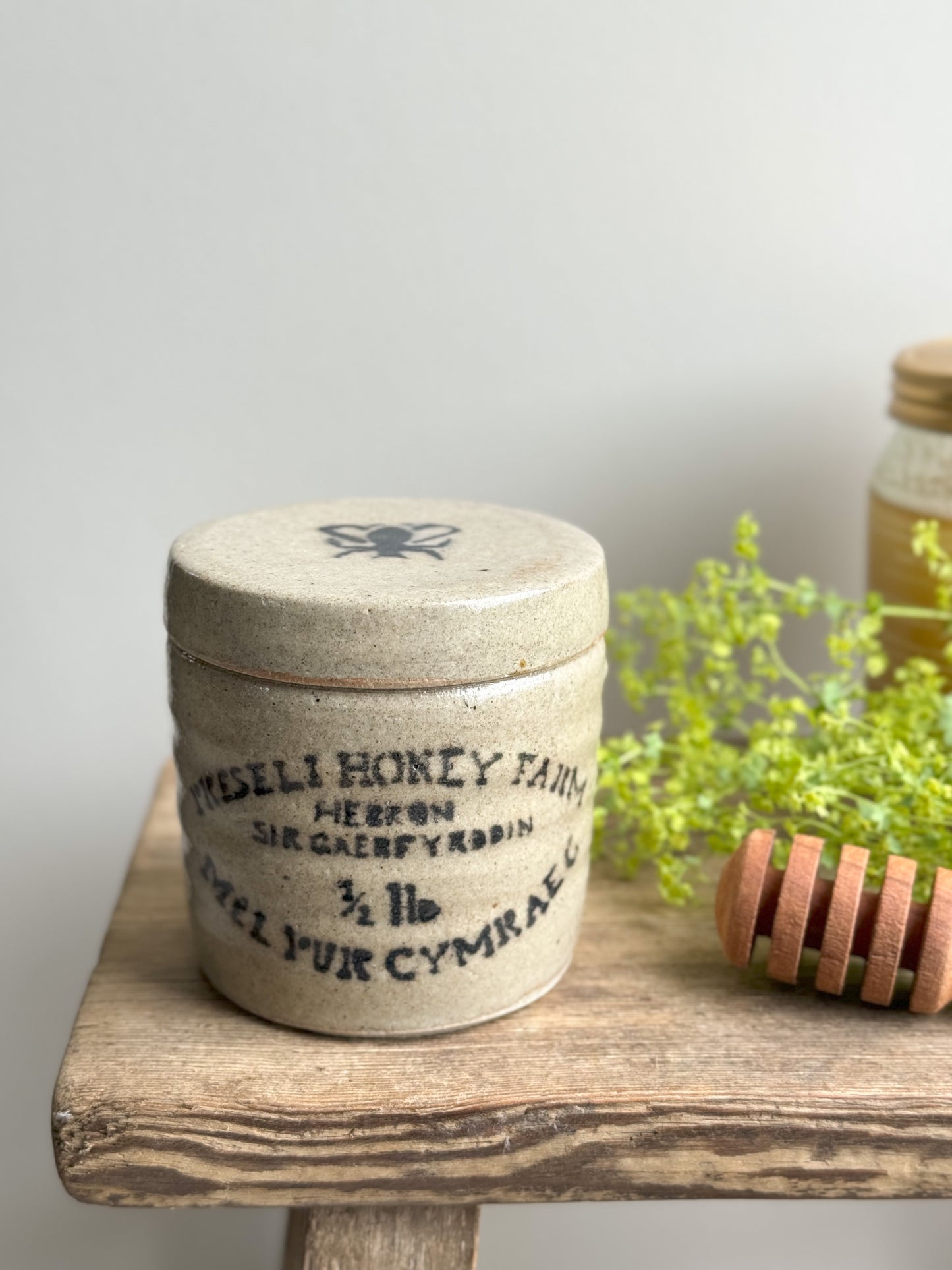 Studio Pottery Welsh Honey Pot • Preseli Honey Farm Hebron, Carmarthenshire