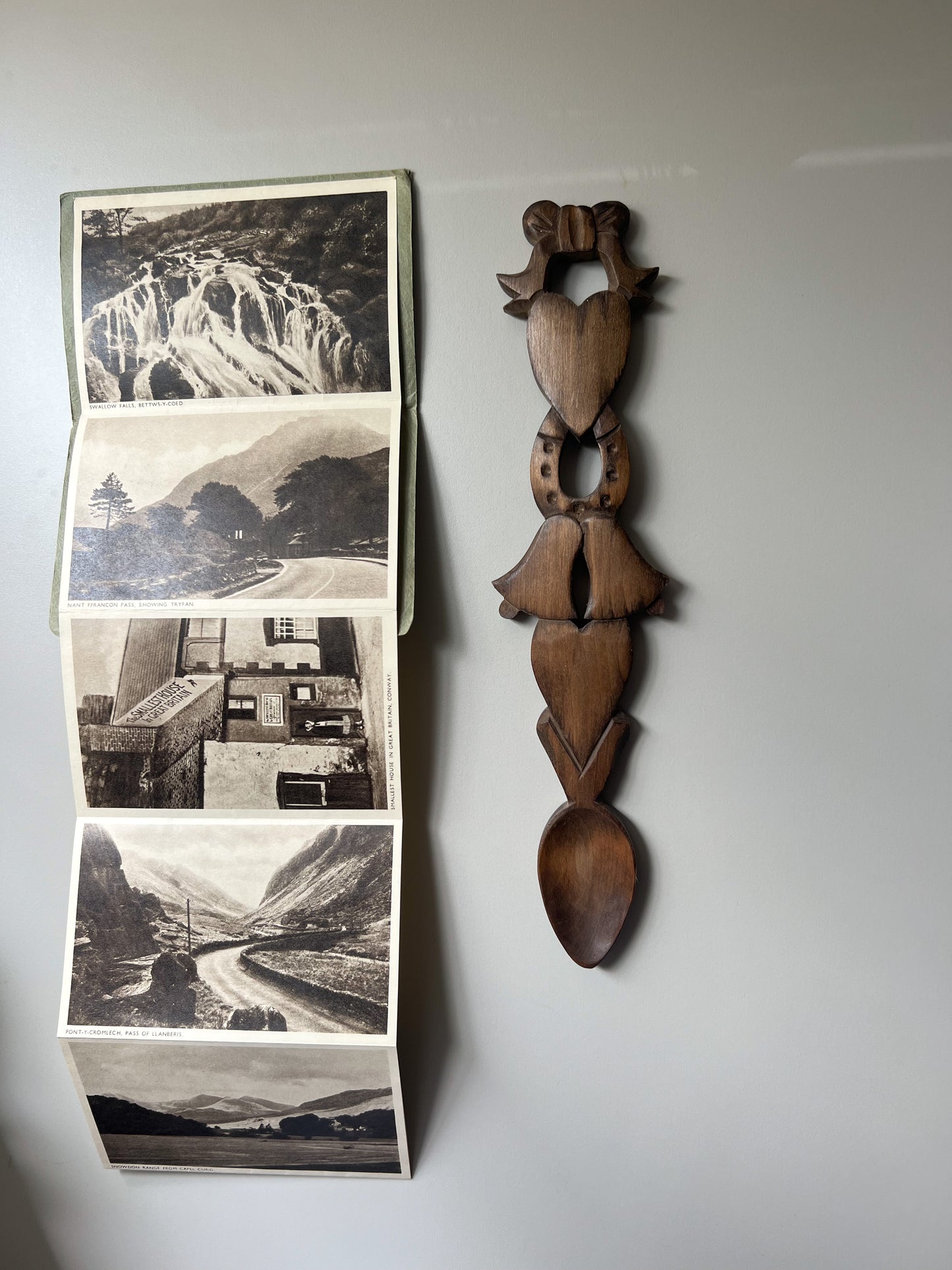 Bow Detail Welsh Love Spoon