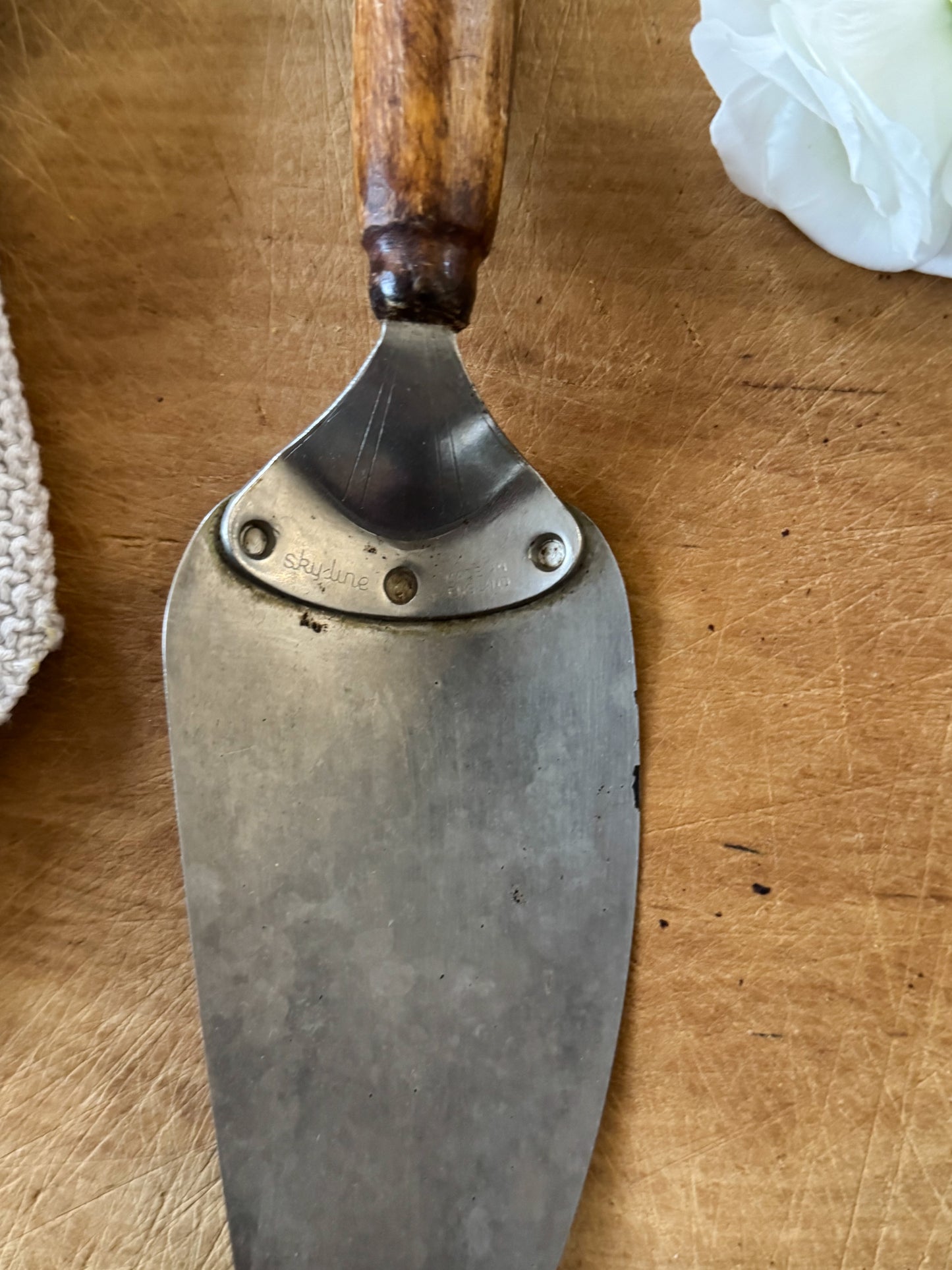 Vintage Skyline Wooden Handled Gardening Trowel | Made in England