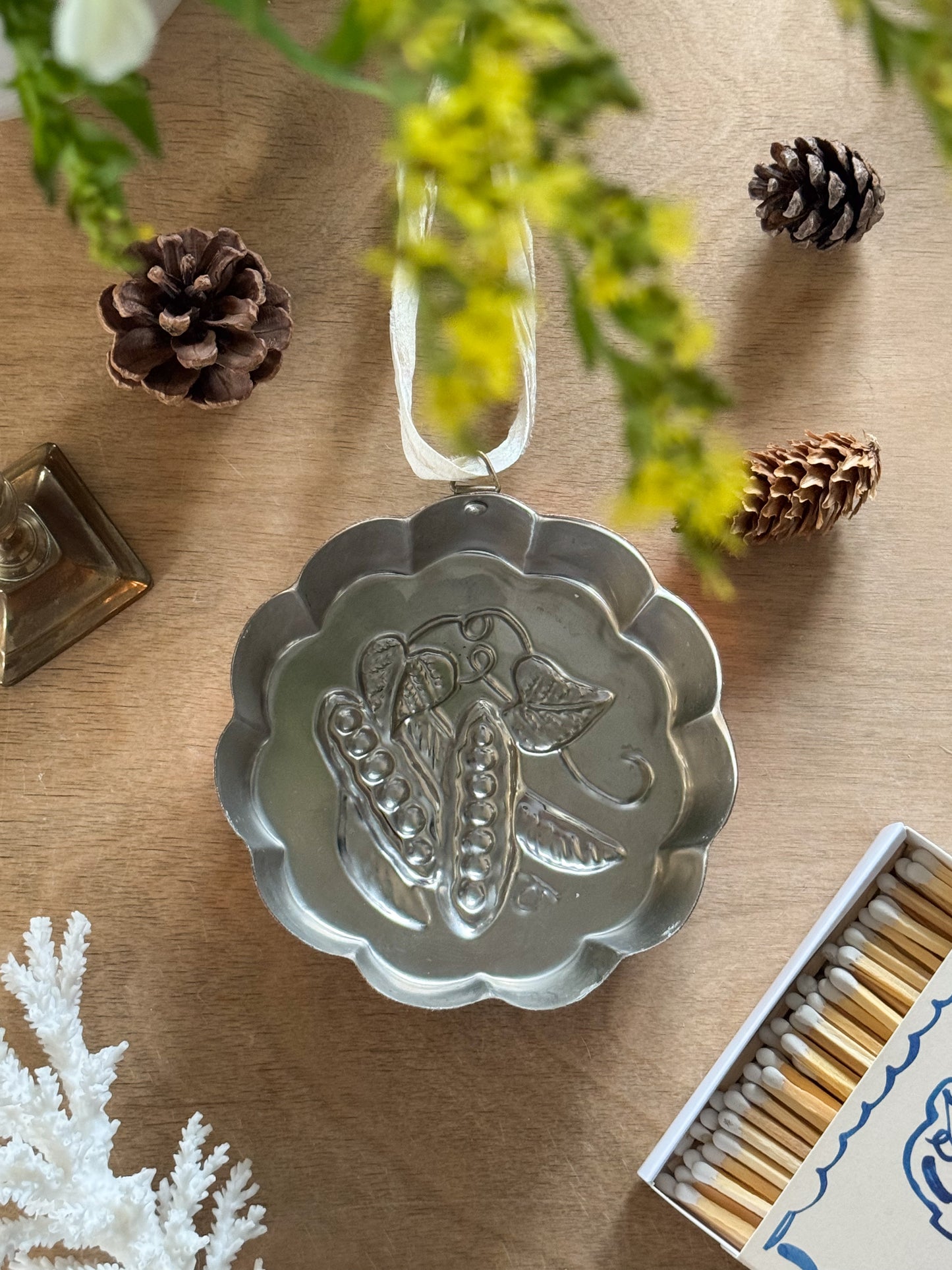 Vintage Midcentury Copper Jelly Mould - Pea Pod Design