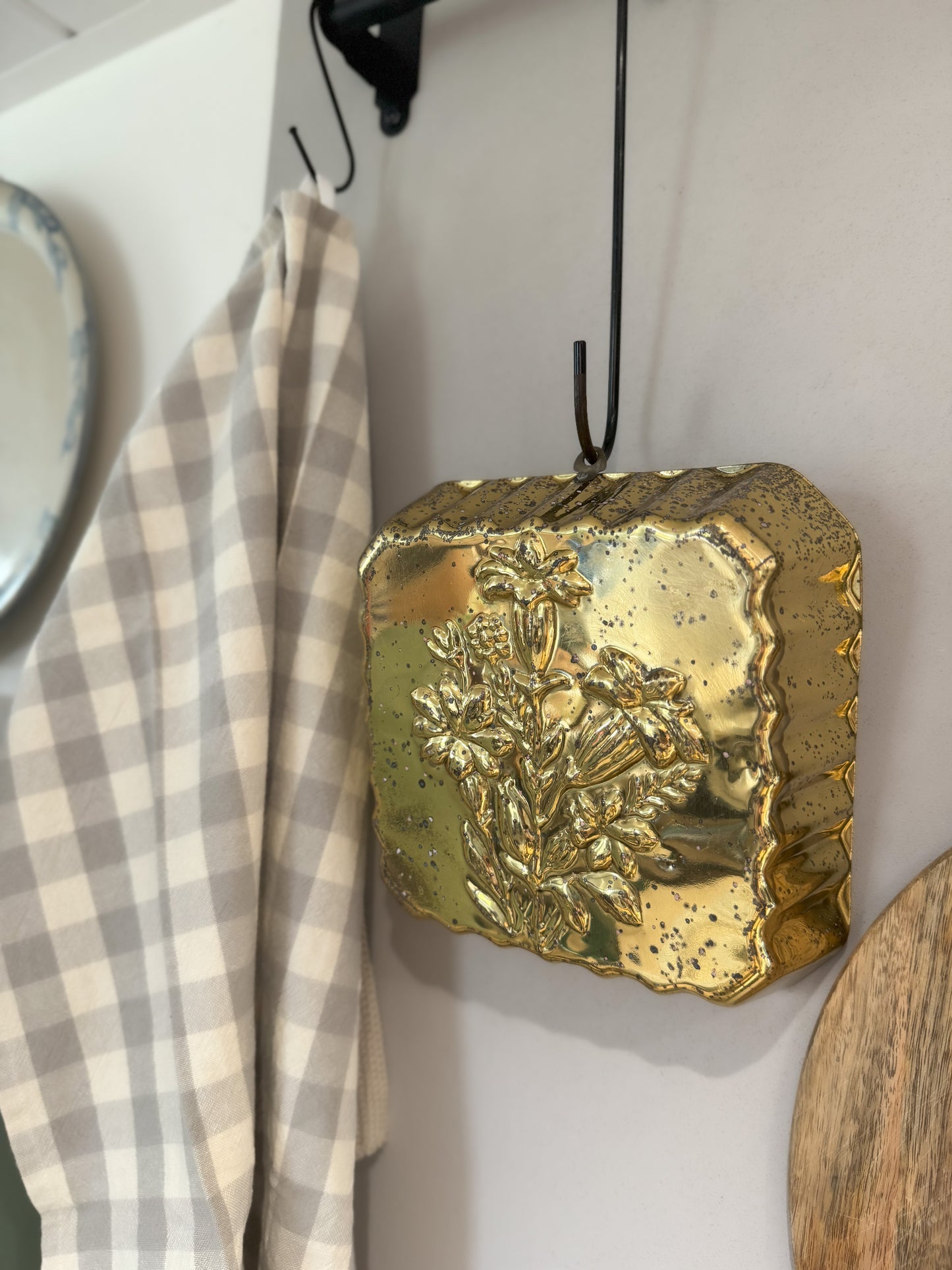 Aged Brass Floral Jelly Mould