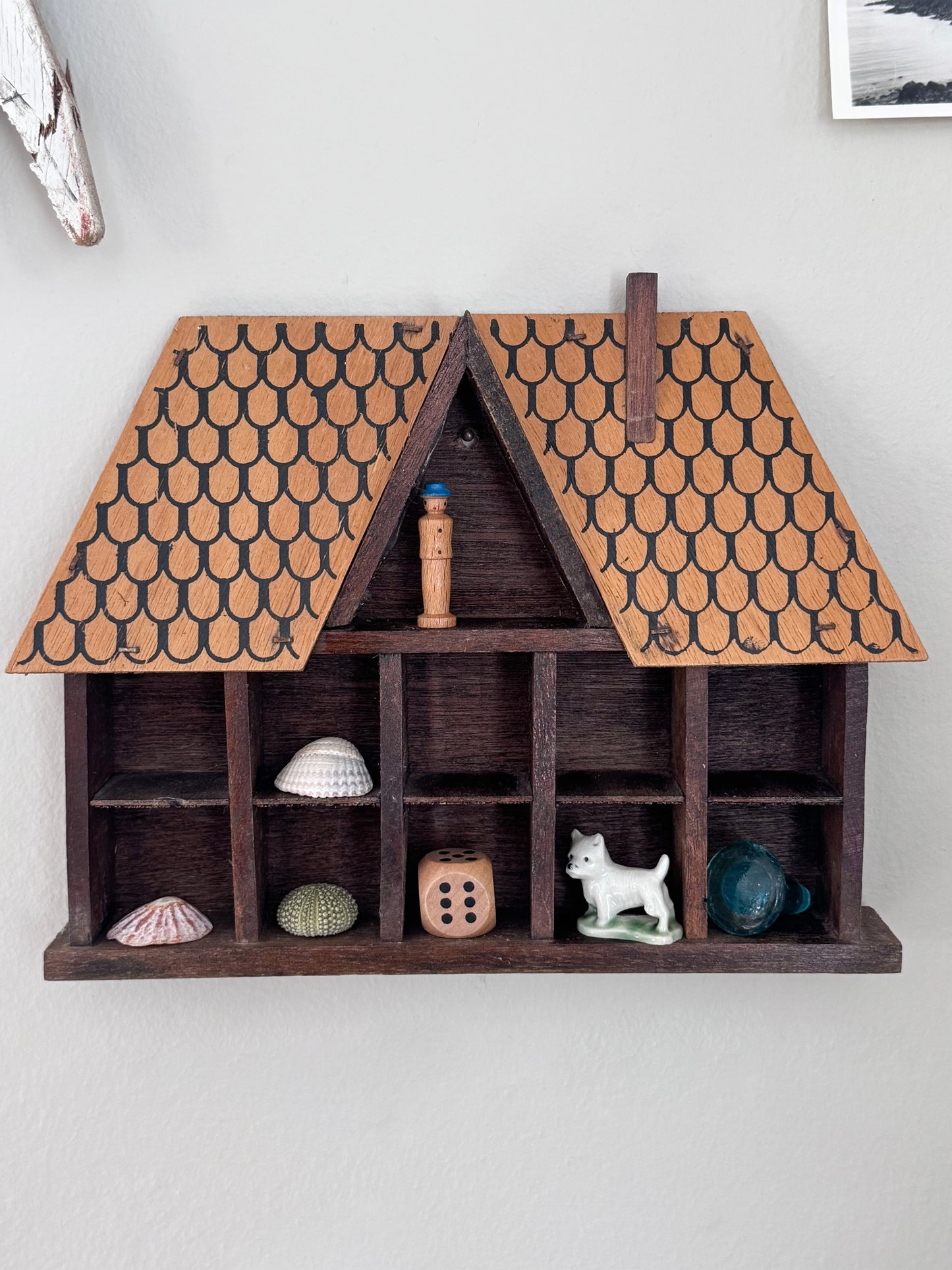 Vintage Wooden Trinket Shelf - Little Cottage