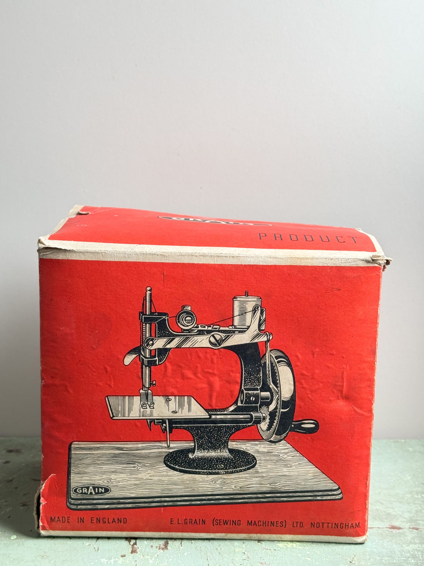 Vintage 1950s E.L Grain Mk1 Miniature Chain Stitch Sewing Machine