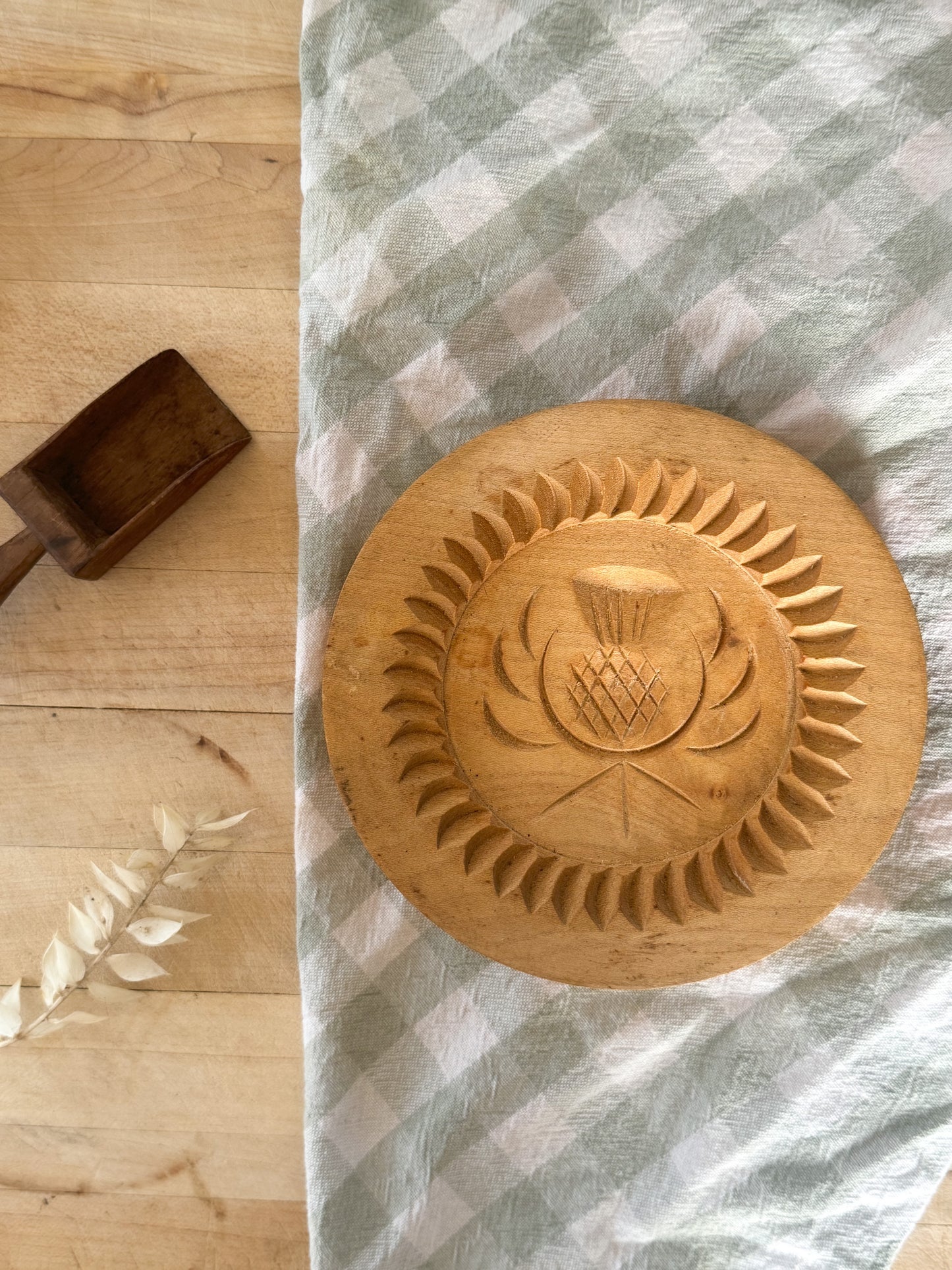 Vintage Wooden Scottish Thistle Shortbread Mould