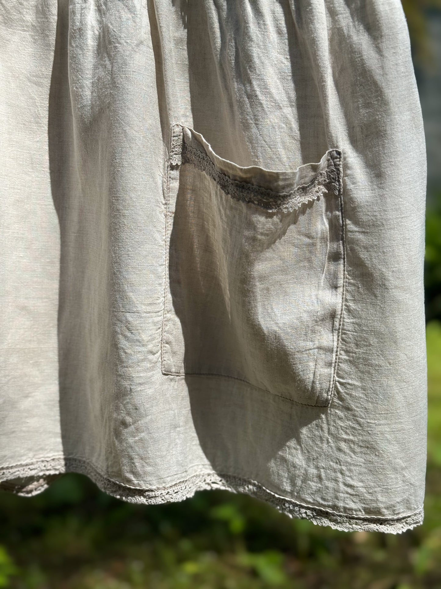 Vintage Gathered Linen Pocket Tunic – by Aurea Vita, Size M