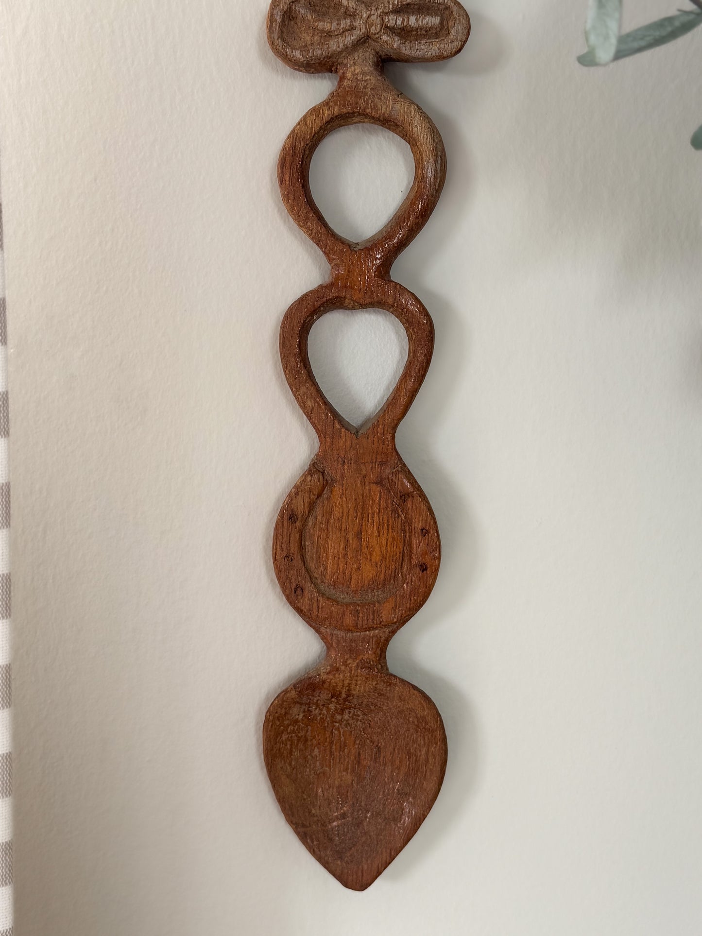 Vintage Hand-Carved Welsh Love Spoon with Bow & Horseshoe Motif