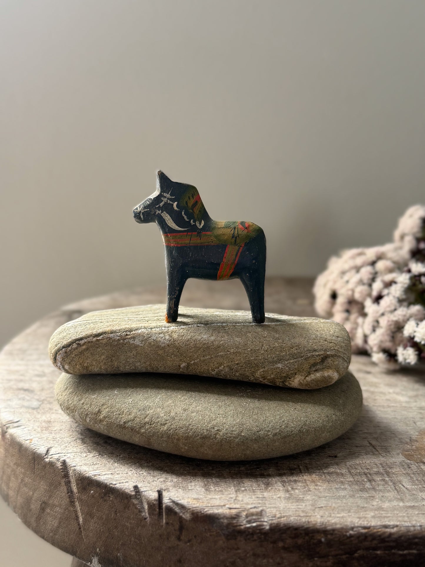 Vintage Miniature Handcarved Wooden Dala Horse – Swedish Folk Art Figure
