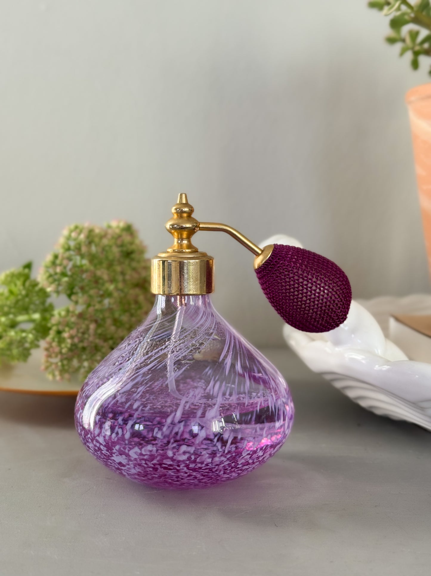 Vintage Caithness Handblown Lilac Glass Perfume Bottle • Atomiser
