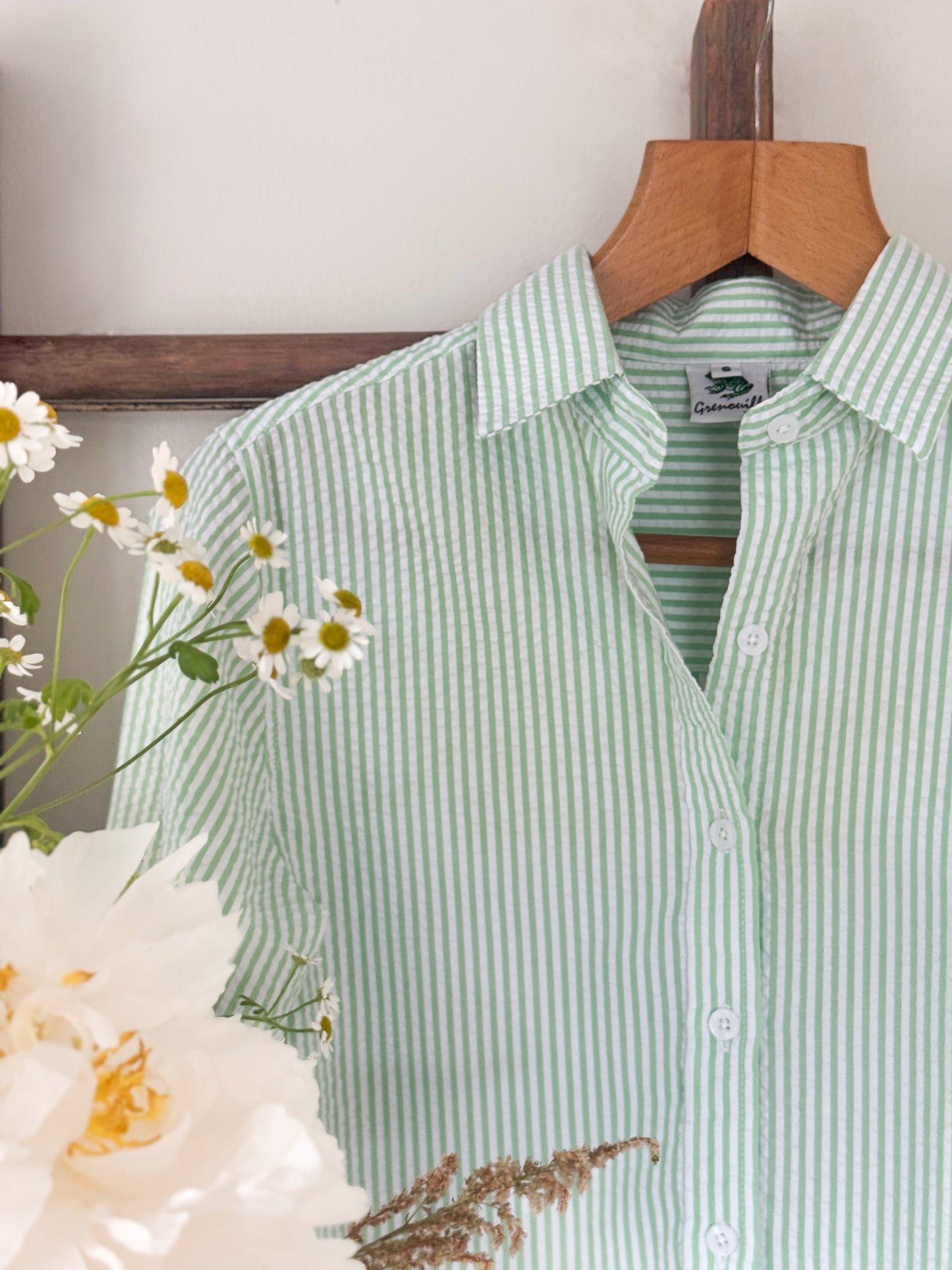 Vintage Pastel Green Stripe Seersucker Shirt, by Grenville, Size S, 100% Cotton