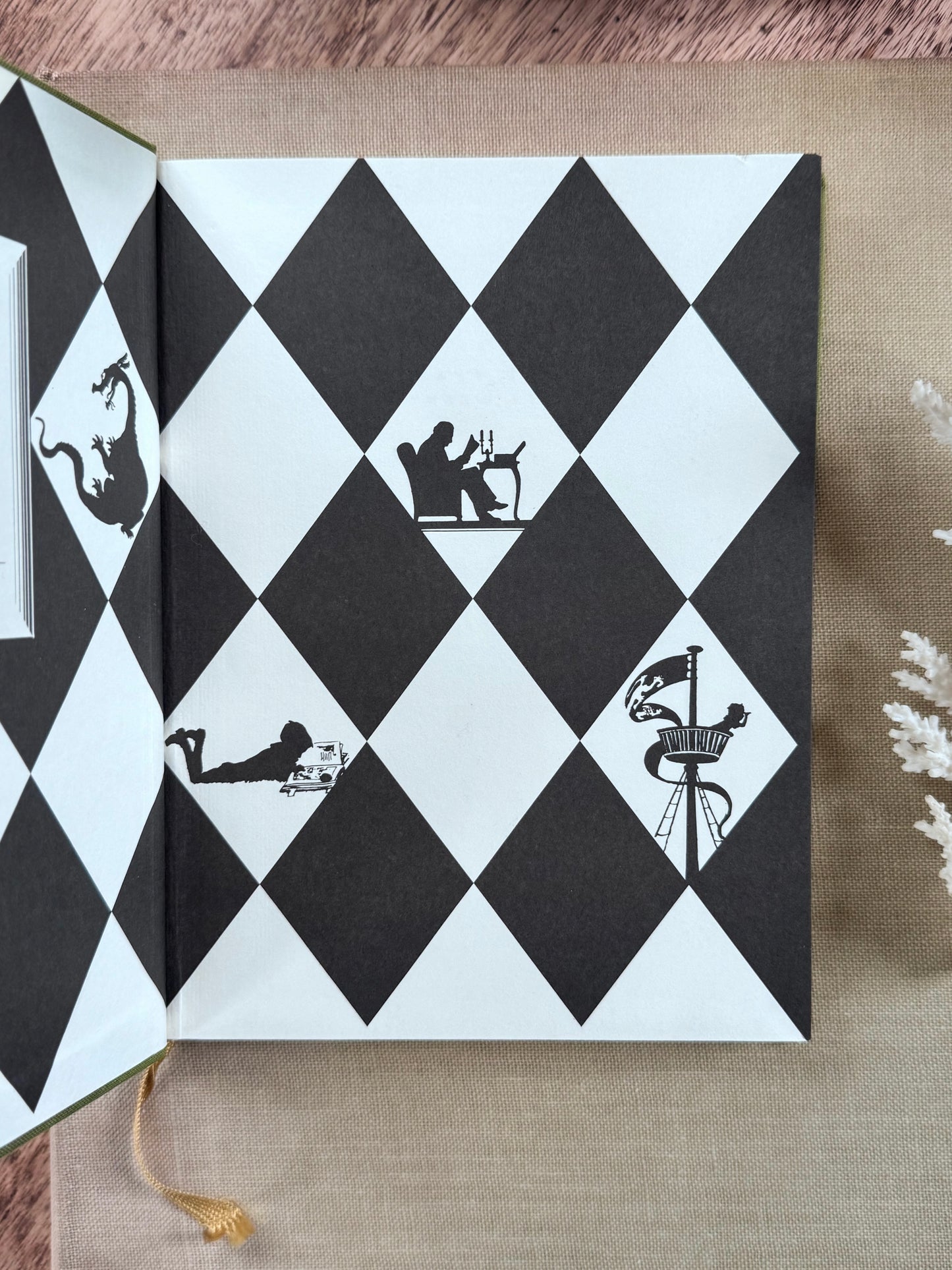 The Light in The Forest, Conrad Richter (Everyman’s Library, Children’s Classics, 2005)