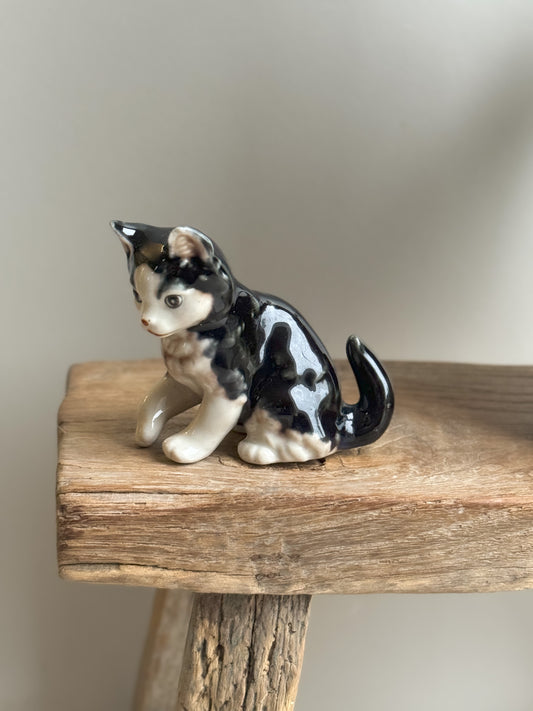 Vintage Miniature Porcelain Cat Sculpture