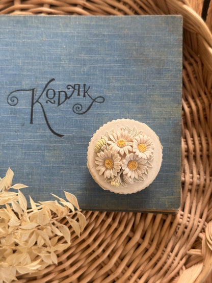 Vintage Miniature Handcast Ceramic ‘Daisy’ Trinket Pot