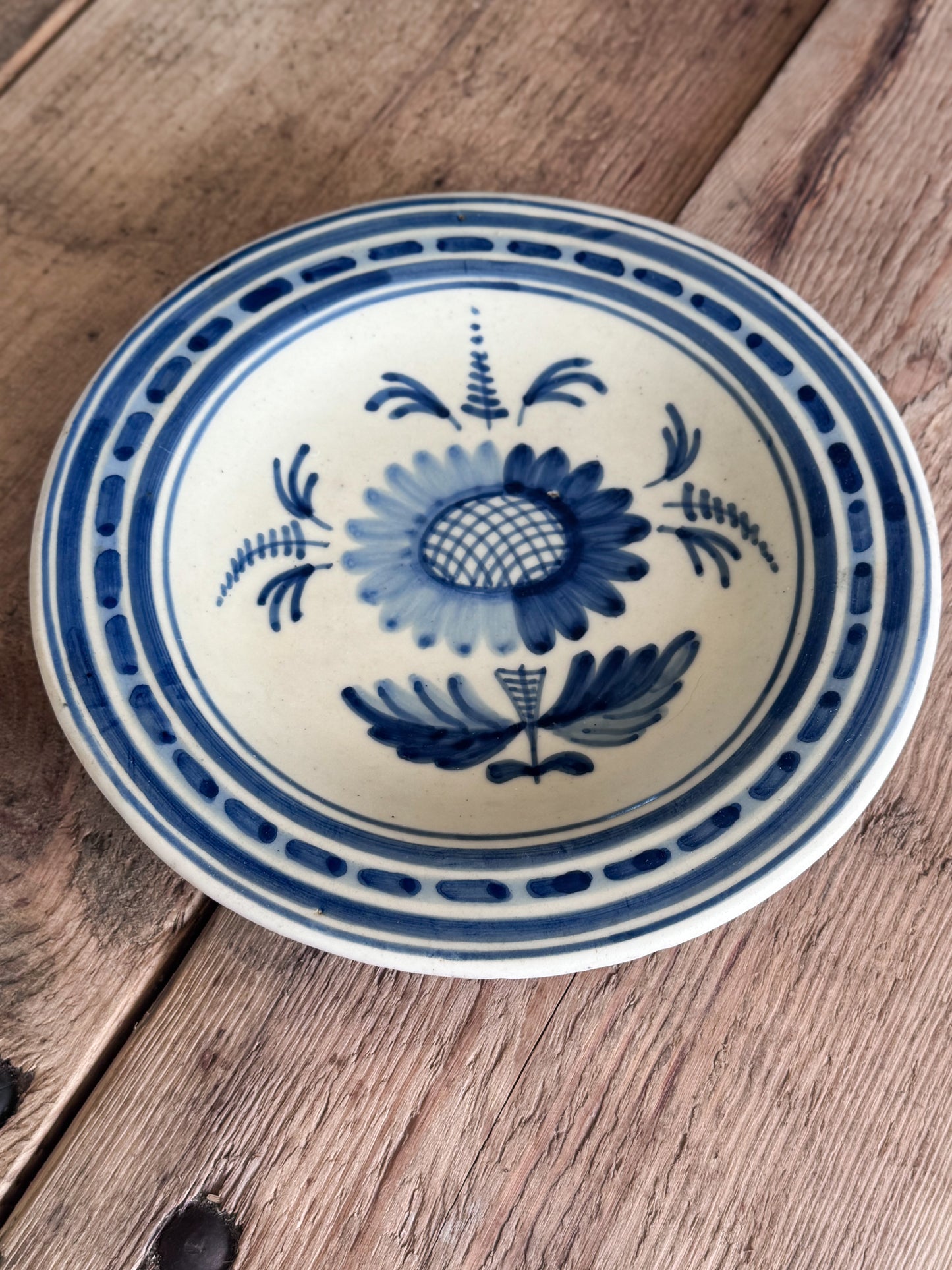 Vintage Spanish Blue Floral Wall Plate Chacón, Talavera, Spain