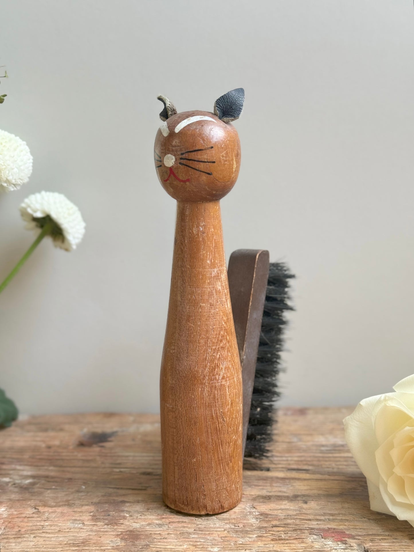 Vintage Handmade Wooden Cat Shaped Clothes Brush