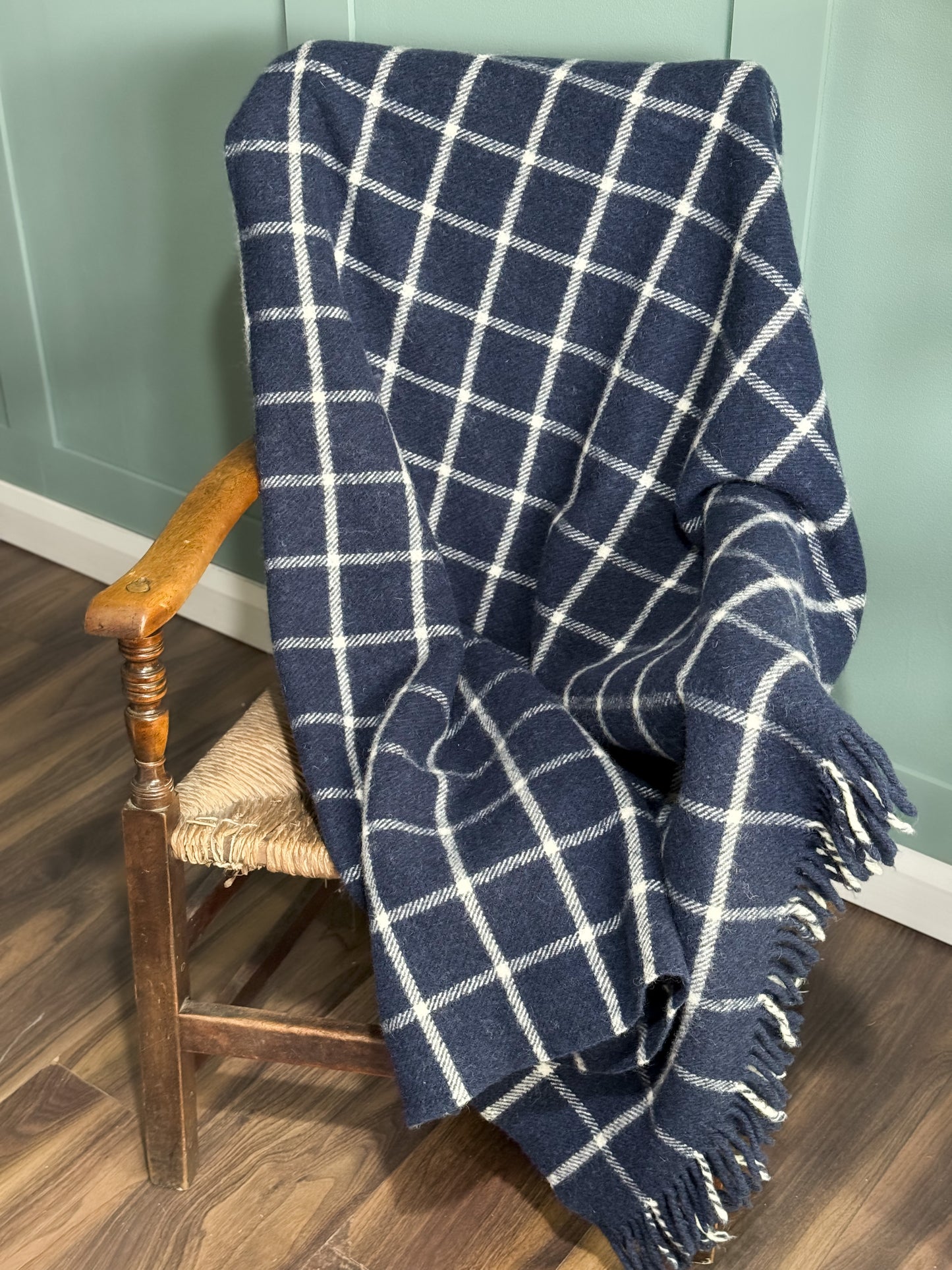 Country Living Powys 100% Welsh Wool Blanket 200cm x 150cm (King Size)