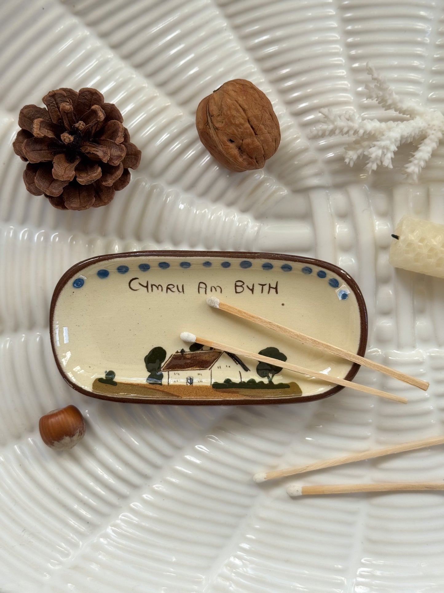 Vintage Watcombe Pottery ‘Cymru Am Byth’ Slipware Trinket Dish
