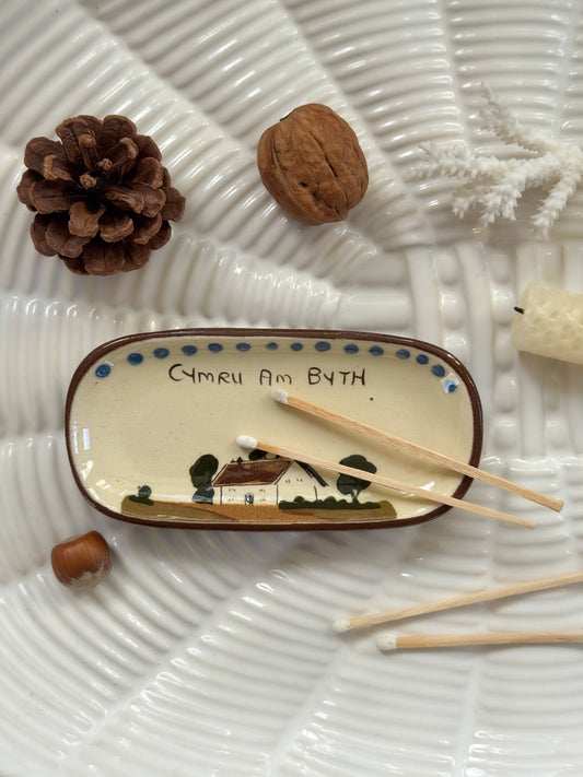 Vintage Watcombe Pottery ‘Cymru Am Byth’ Slipware Trinket Dish
