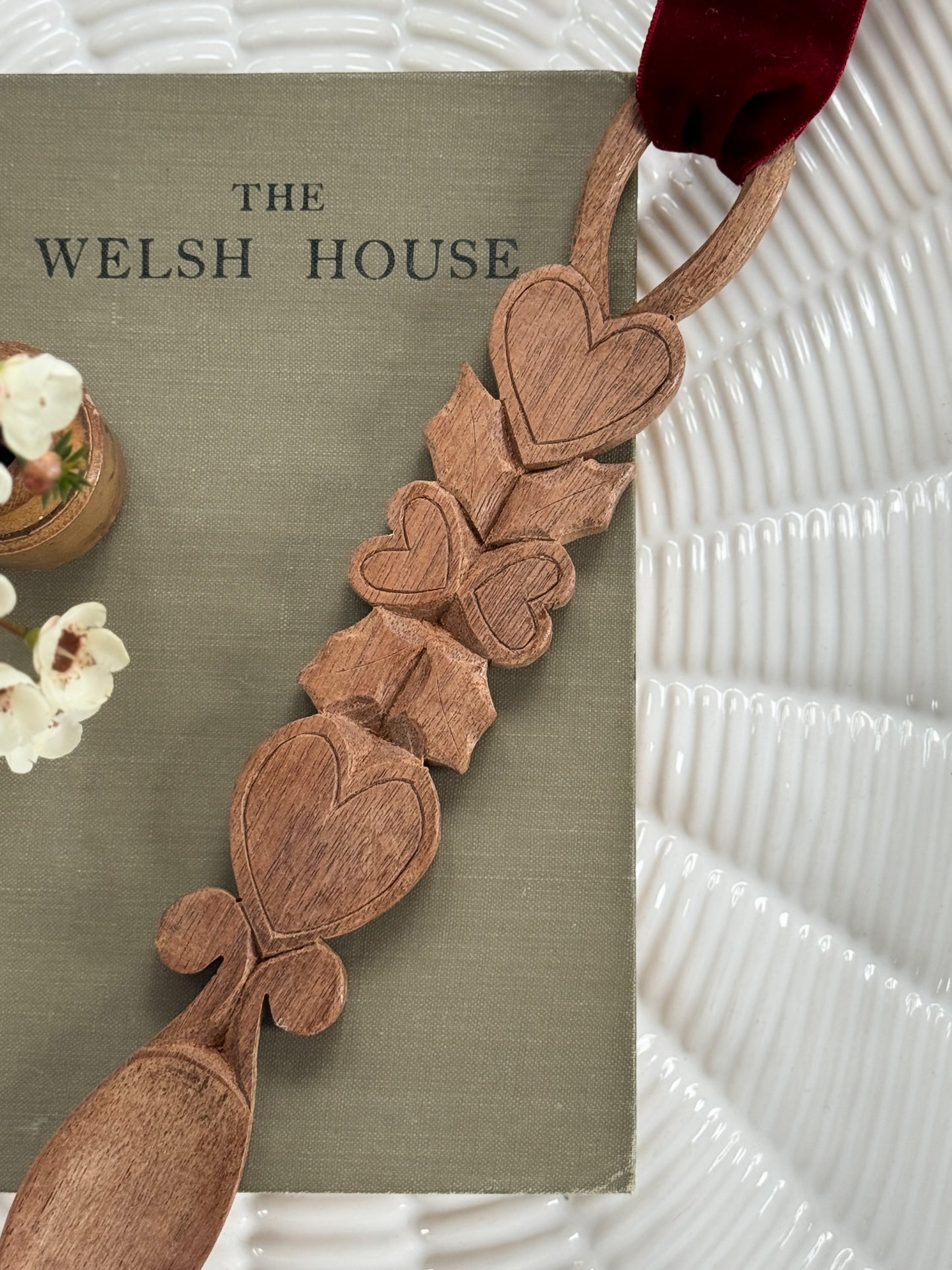 Eternal Love • Cariad Tragwyddol - Vintage Hand-Carved Welsh Love Spoon