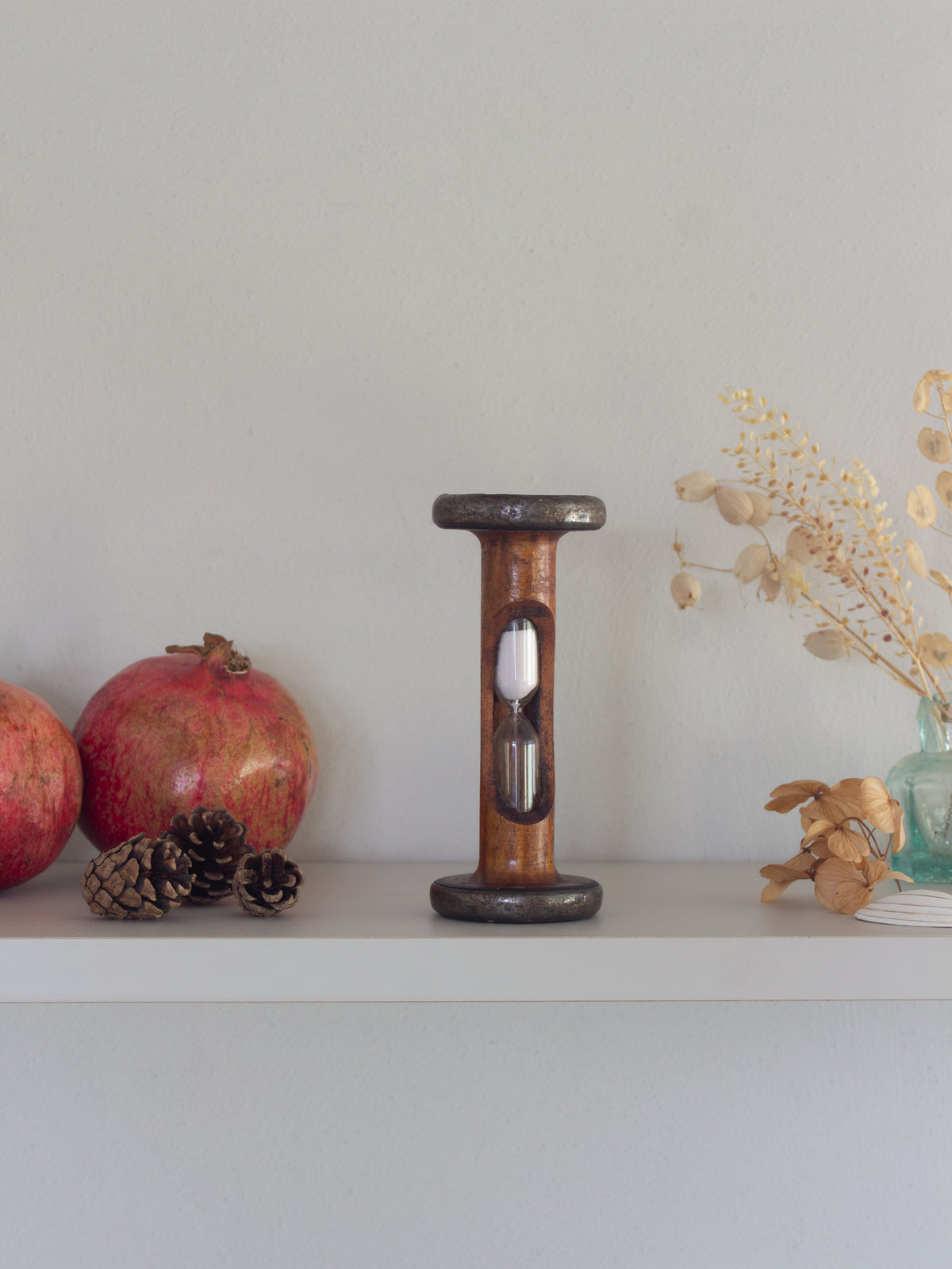 Vintage Handmade Wooden Cotton Reel Sand Timer • Egg Timer