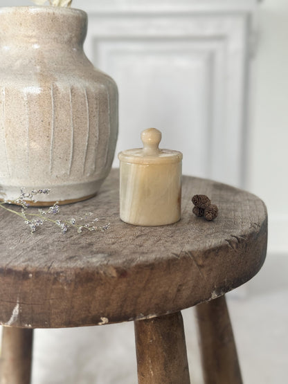 Vintage Miniature Carved Onyx Salt Pot • Pinch Pot