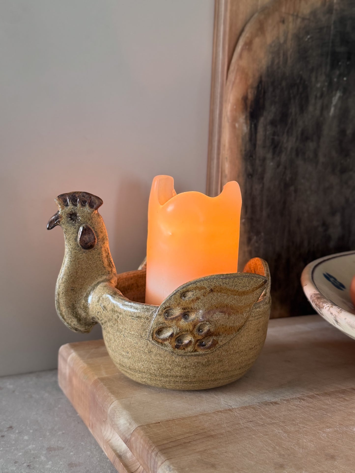 Vintage Studio Pottery Chicken Bowl, Signed ‘VW’