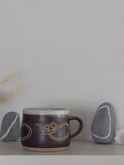Vintage Studio Pottery ‘Sailor’s Knots’ Mug
