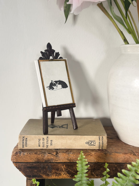 Antique Victorian/Edwardian Hand-Carved Tabletop Easel Photo Frame